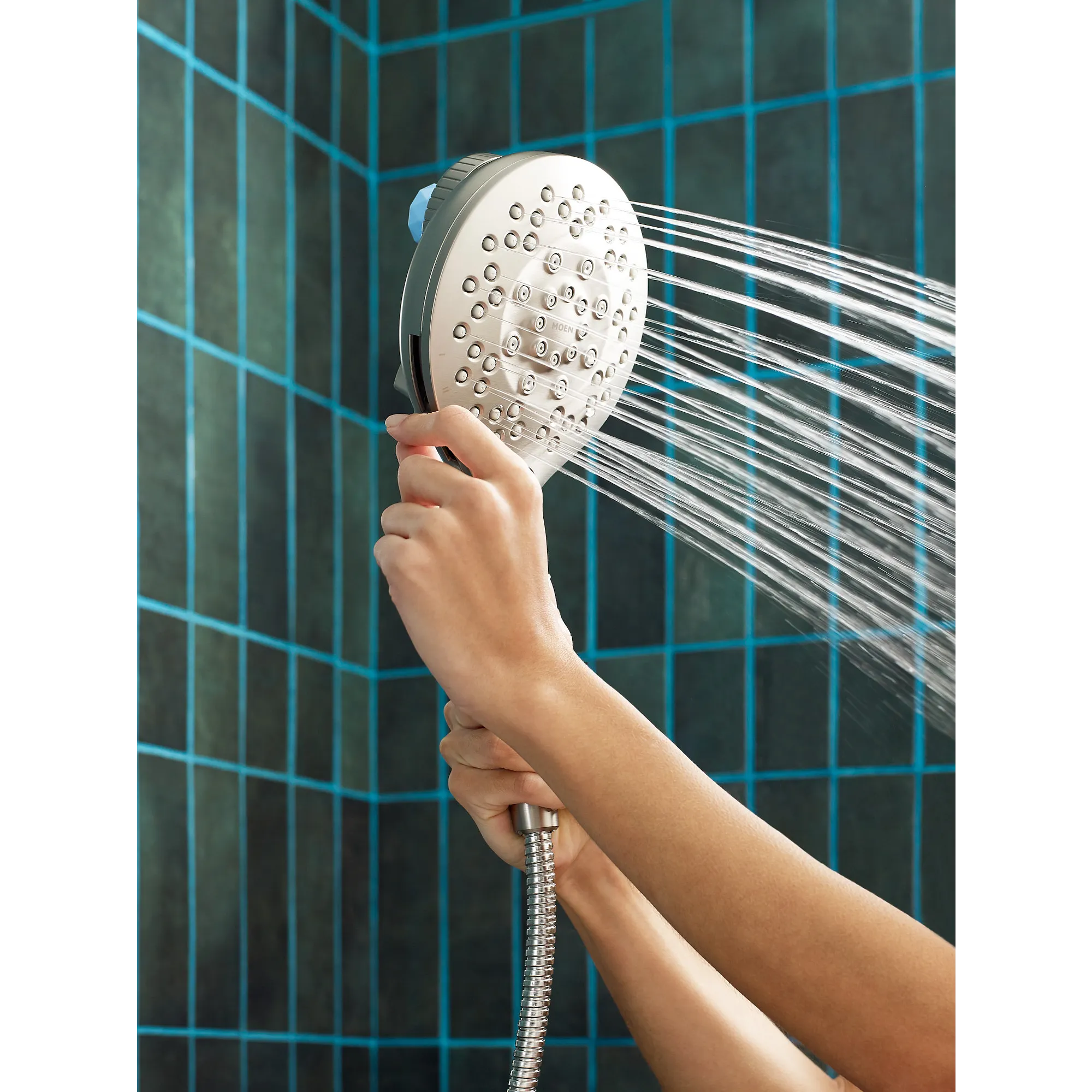 Inly Moen® Aromatherapy Handshower With Magnetix® - Image 11
