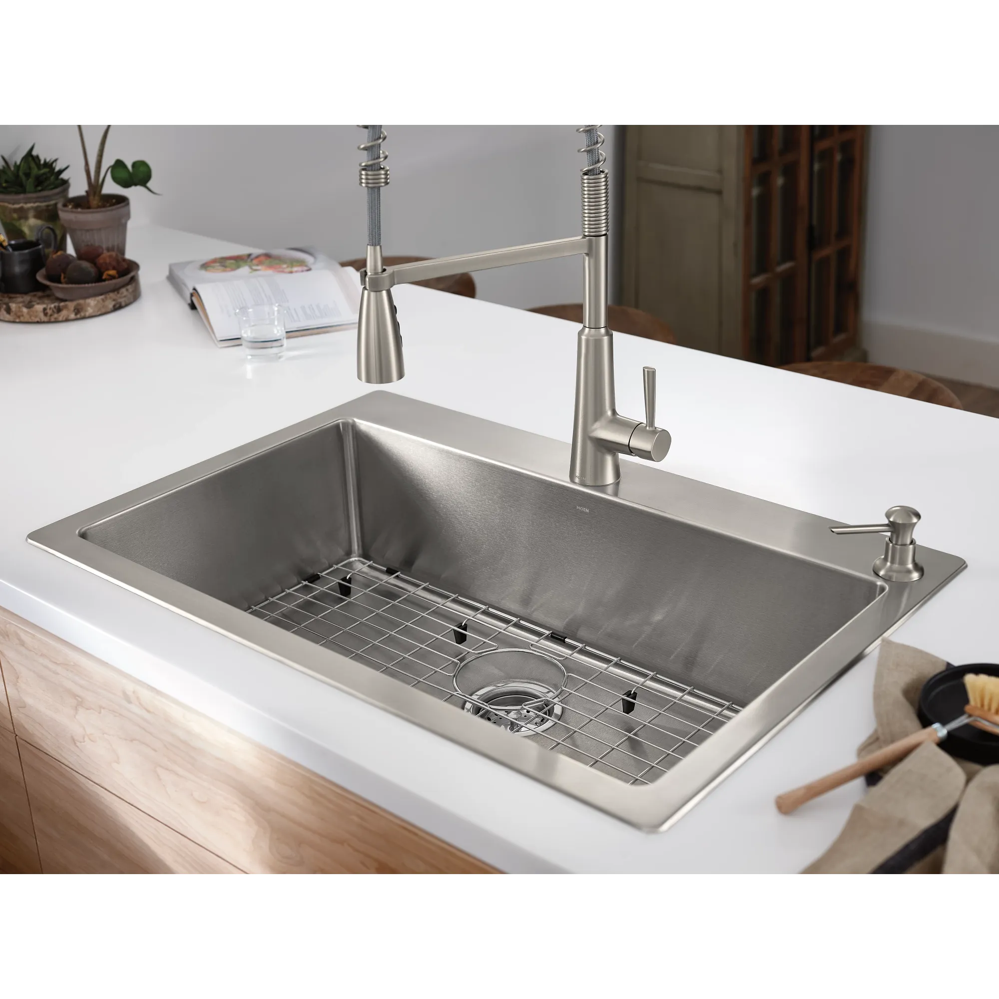 33" x 22" Stainless Steel 18 Gauge Single Bowl Dualmount Sink and Faucet Combination - Image 7