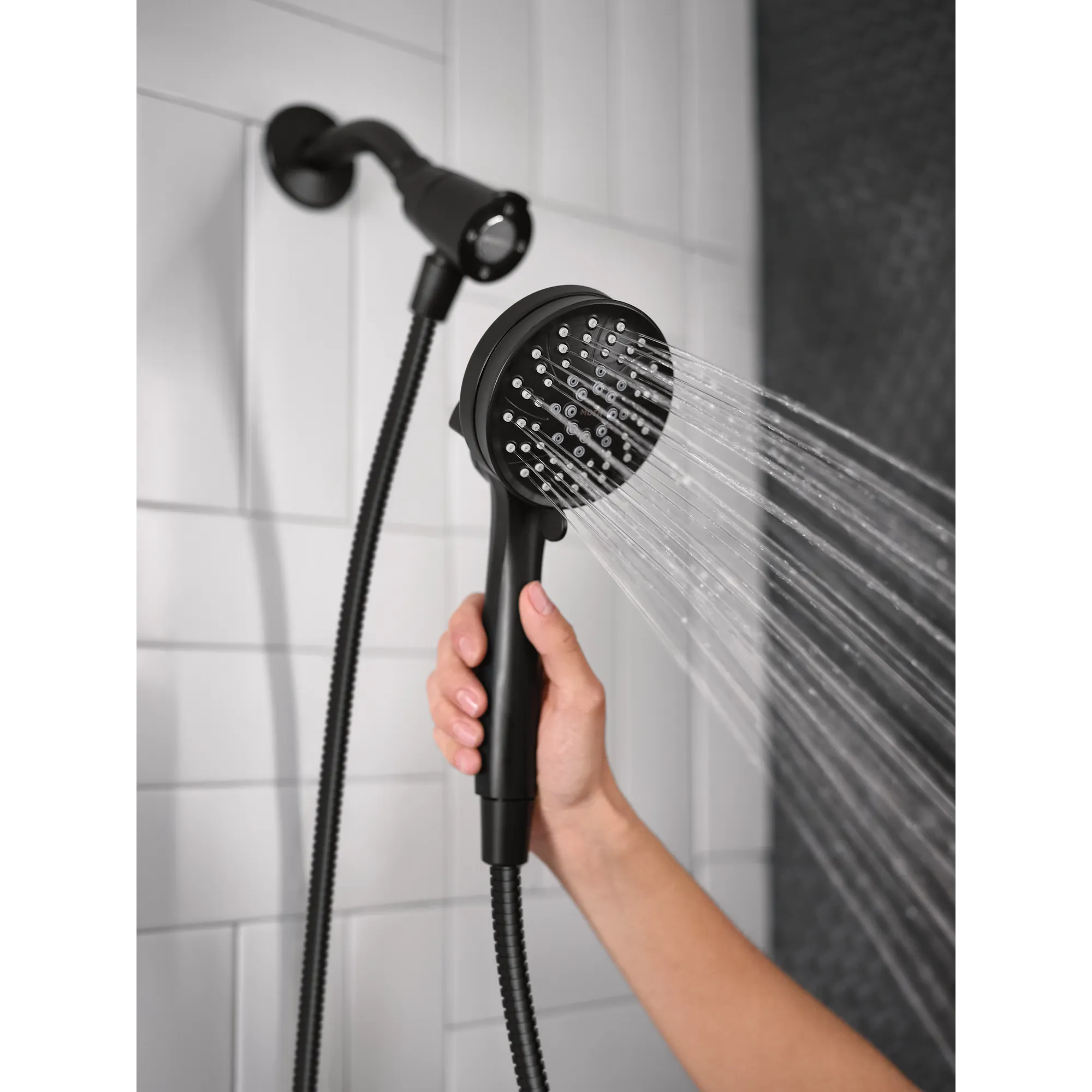 Attract With Magnetix Handheld Shower - Image 16