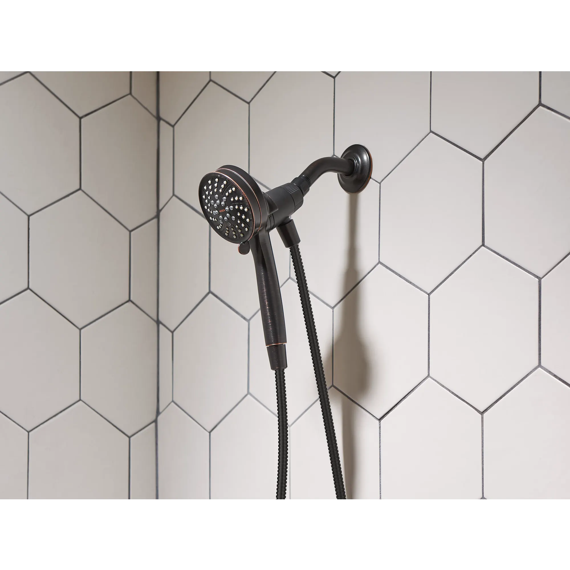 Attract With Magnetix Handheld Shower - Image 33