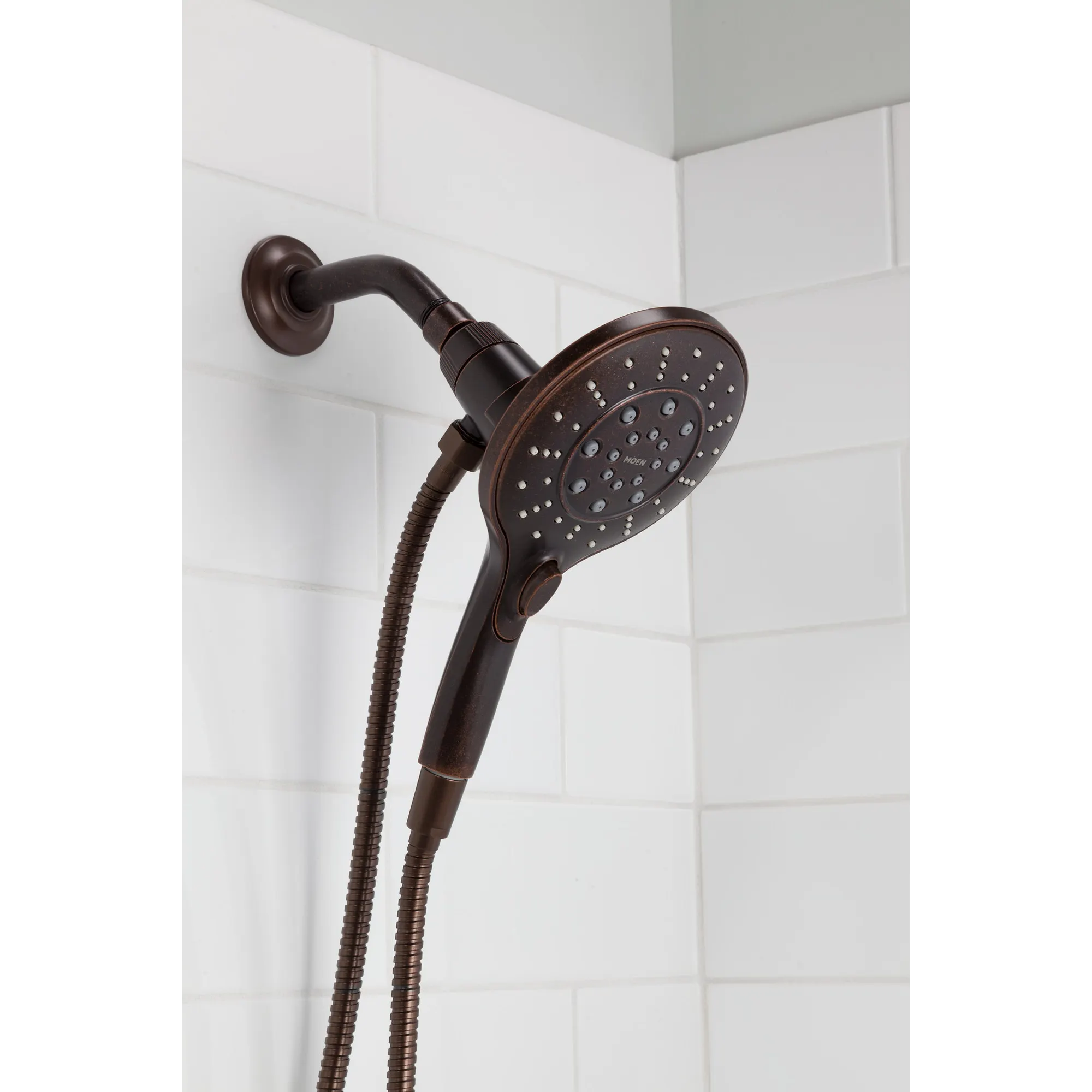 Engage With Magnetix Eco-Performance Handheld Shower - Image 10