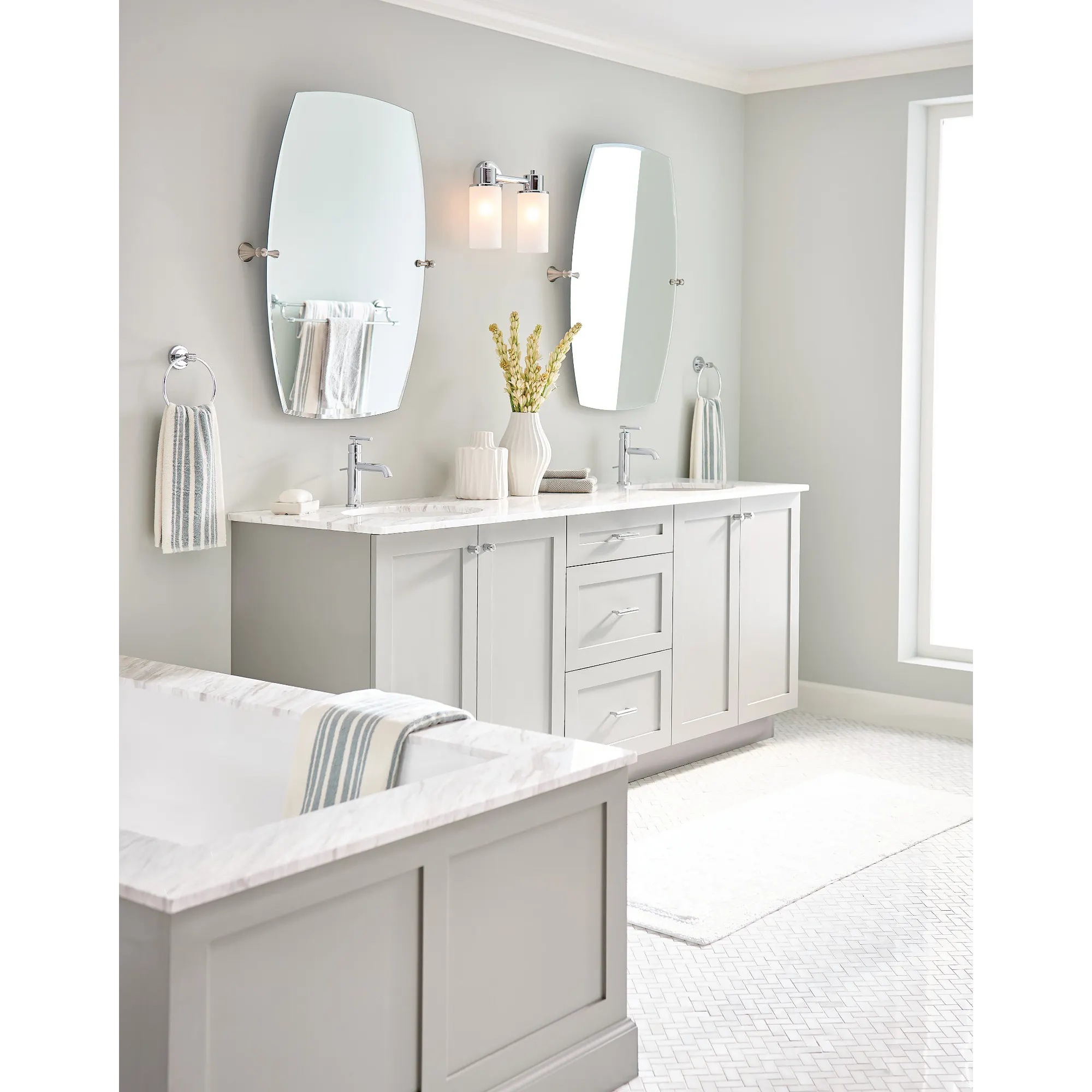 Gibson One-handle Bathroom Sink Faucet - Image 8