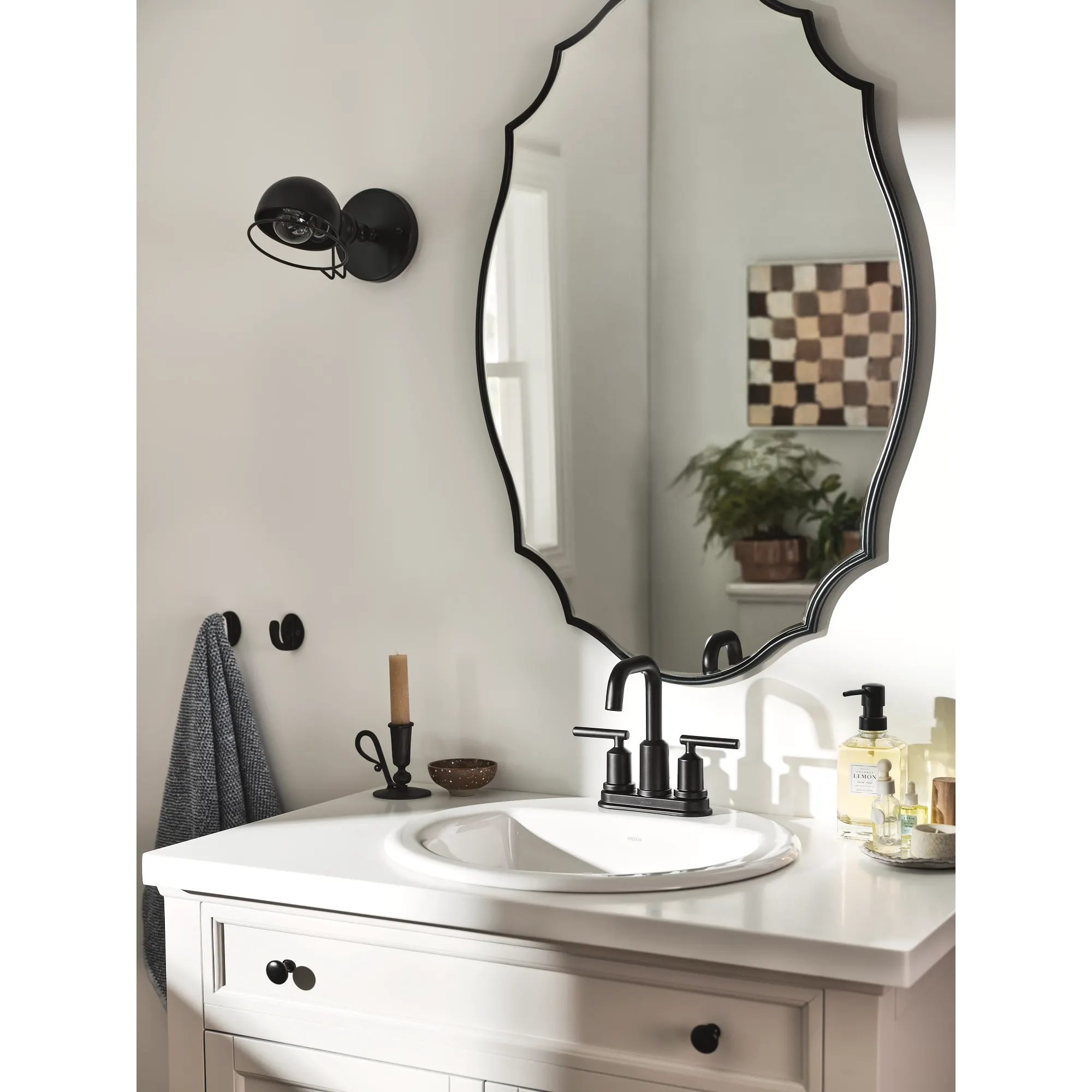 Gibson Two-handle Centerset Bathroom Sink Faucet - Image 10