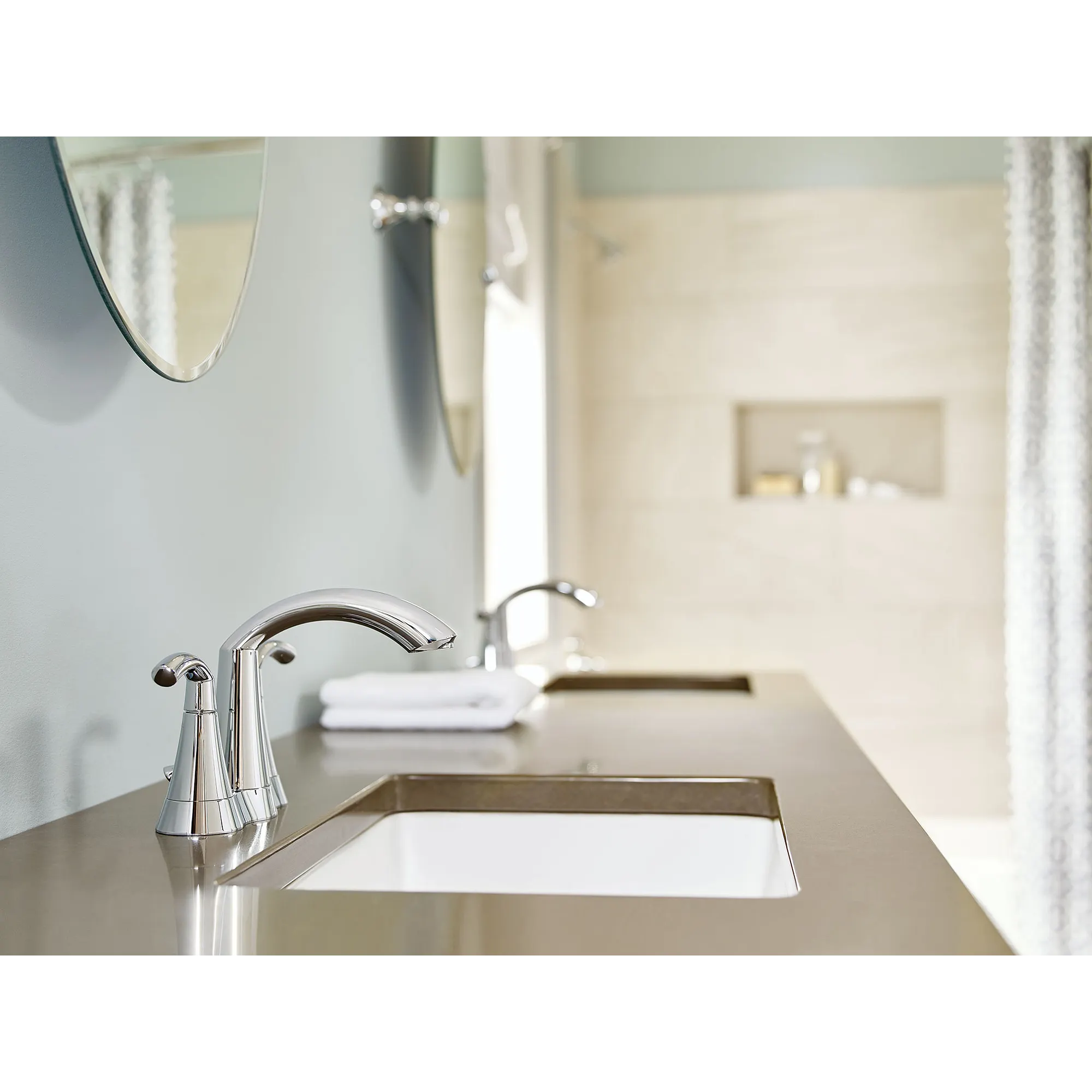 Glyde Two-handle Centerset Bathroom Sink Faucet - Image 13