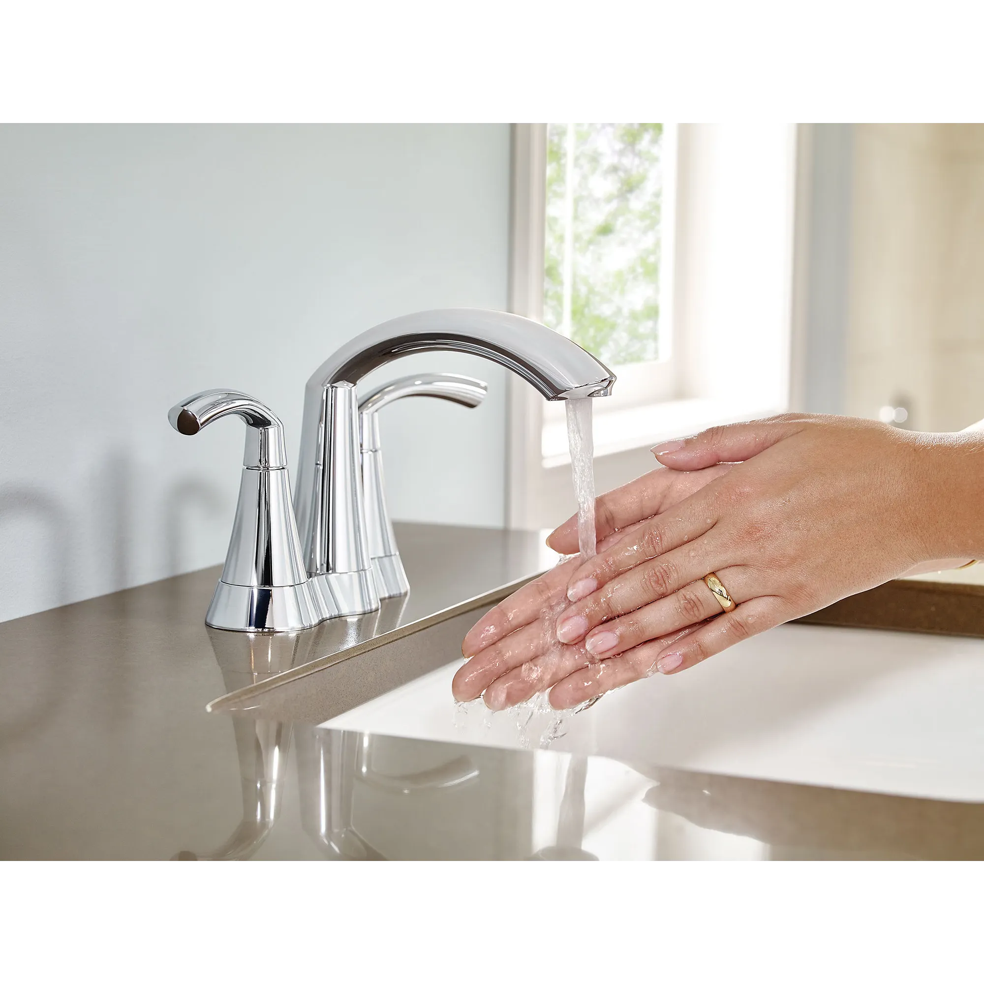 Glyde Two-handle Centerset Bathroom Sink Faucet - Image 9