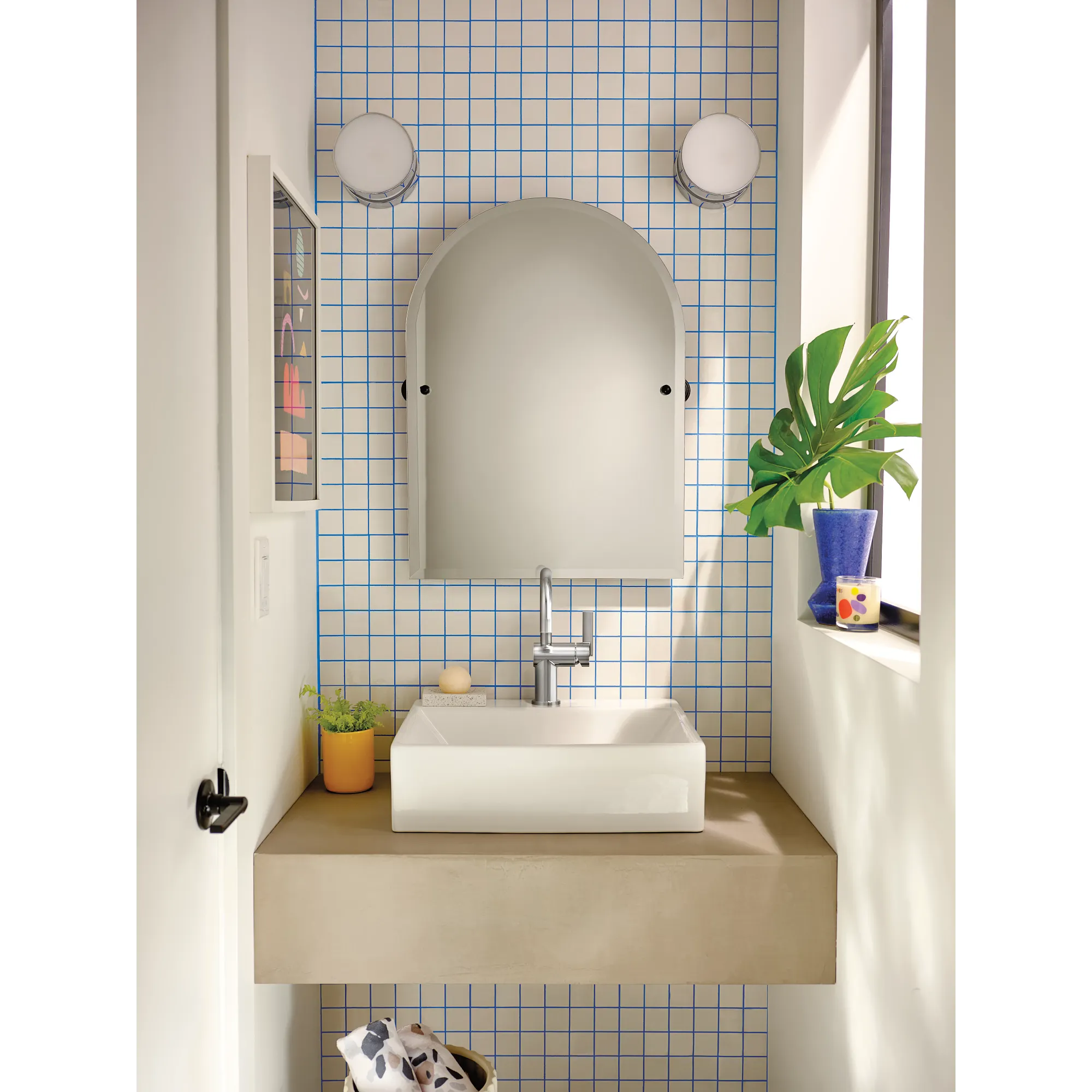 Cia MotionSense One-Handle Touchless Bathroom Faucet - Image 3