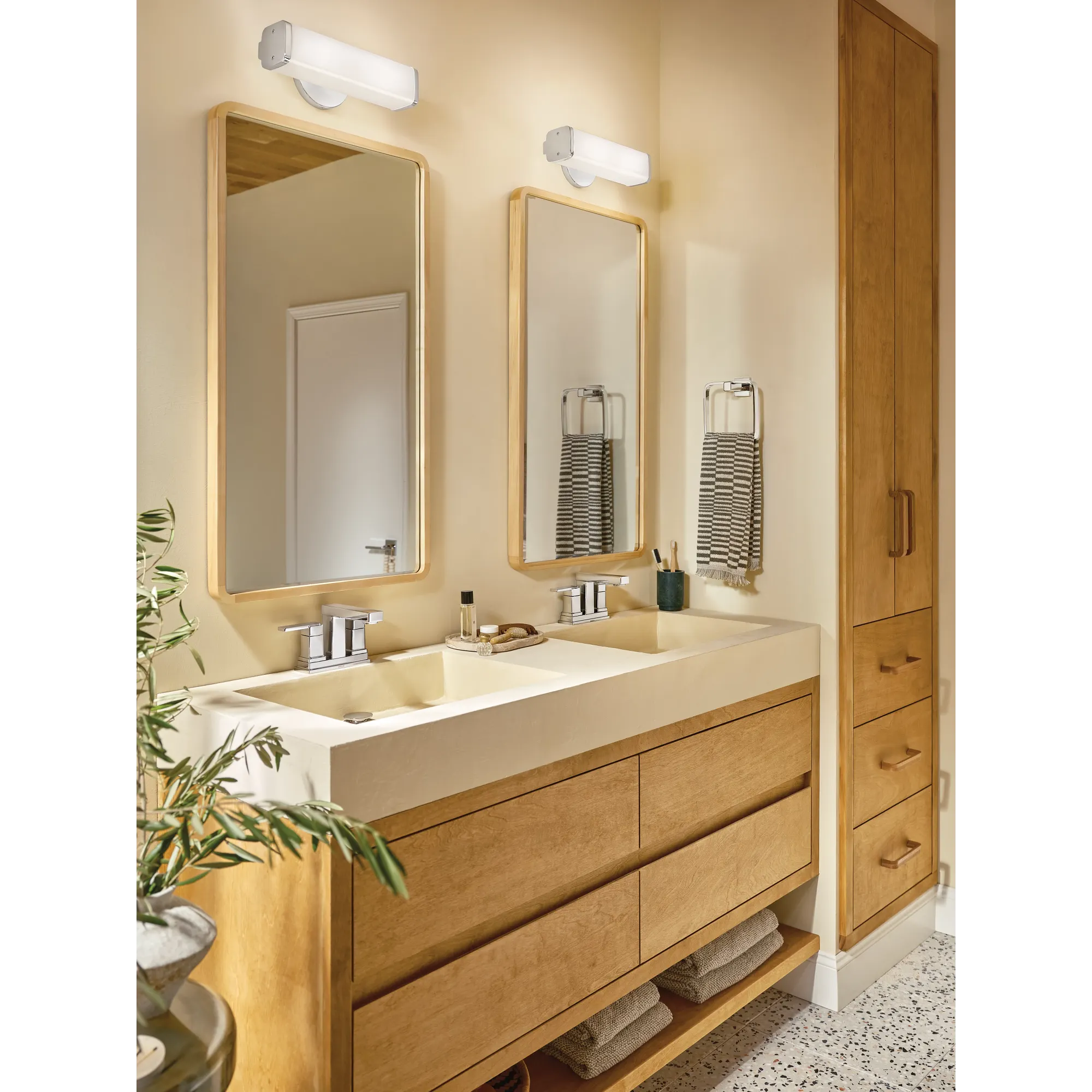 Iver Two-handle Centerset Bathroom Sink Faucet - Image 6
