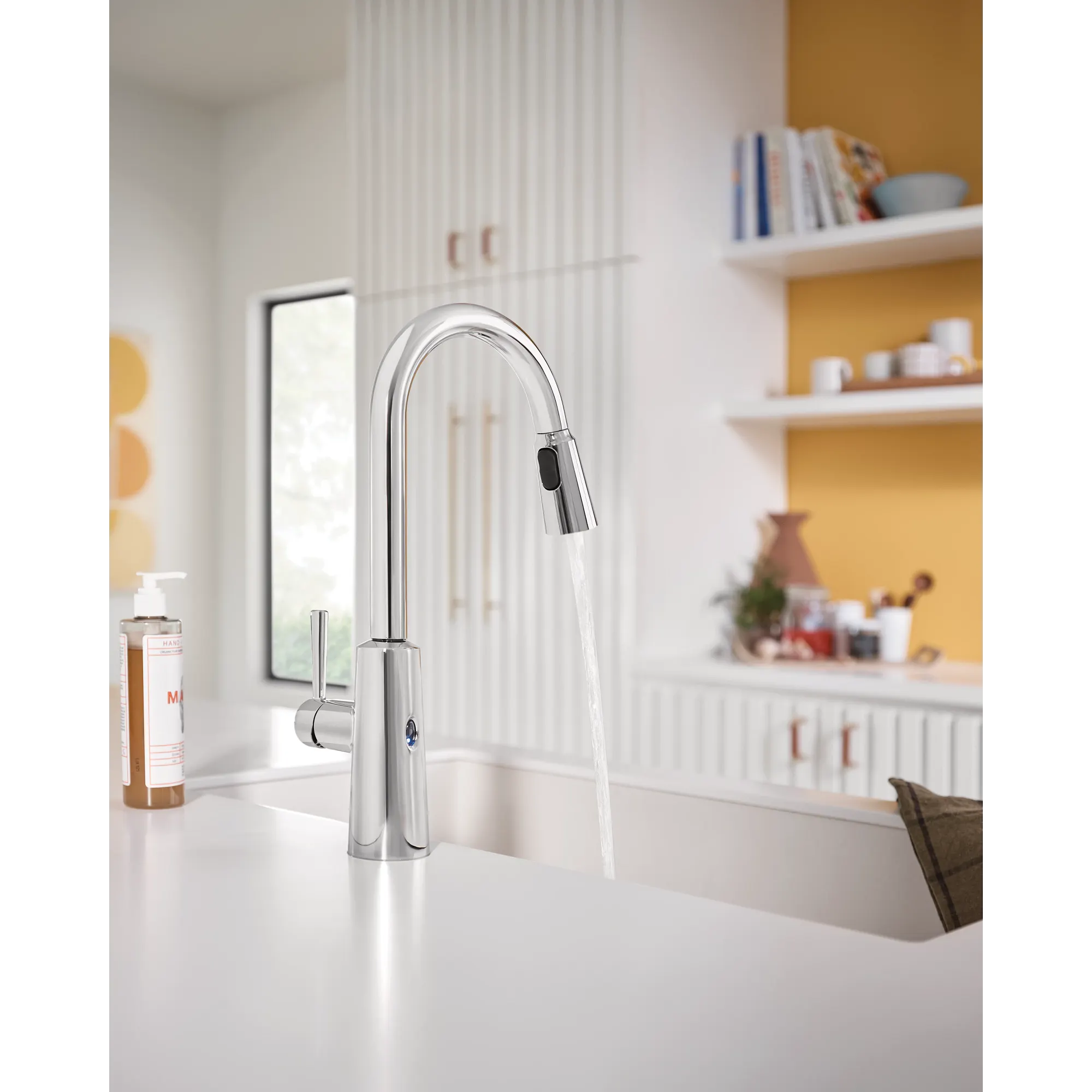 Riley MotionSense Wave One-Handle Pulldown Touchless Kitchen Faucet - Image 6