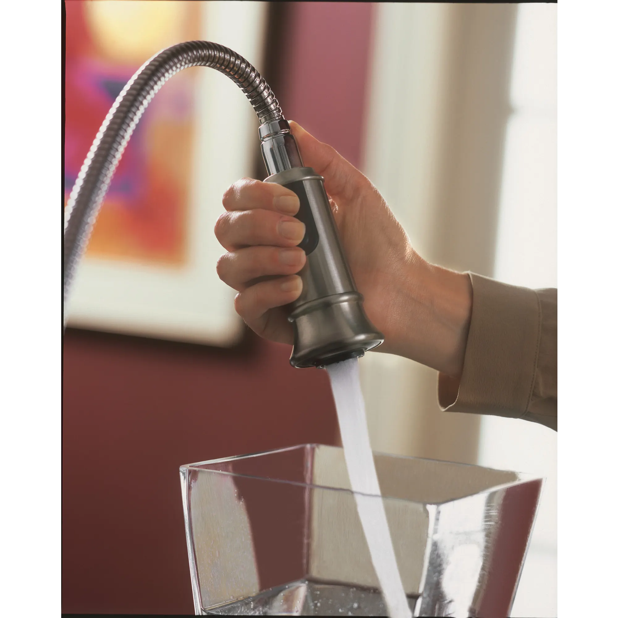 Aberdeen Chrome One-Handle High Arc Pulldown Kitchen Faucet - Image 6