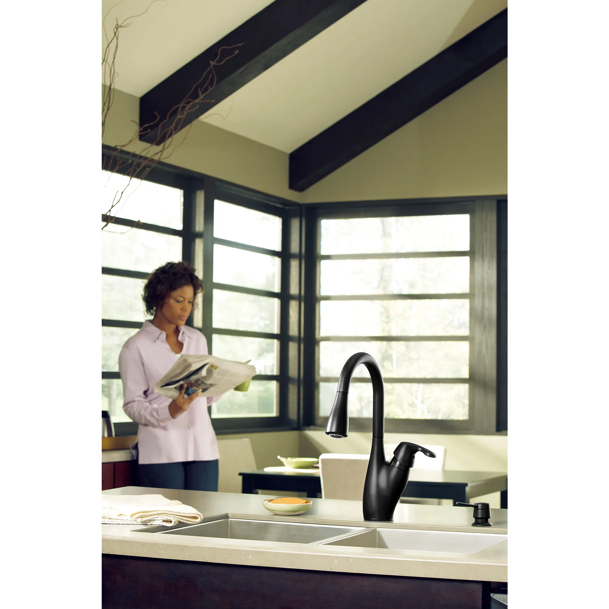 Medora Chrome one-handle high arc pulldown kitchen faucet - Image 10