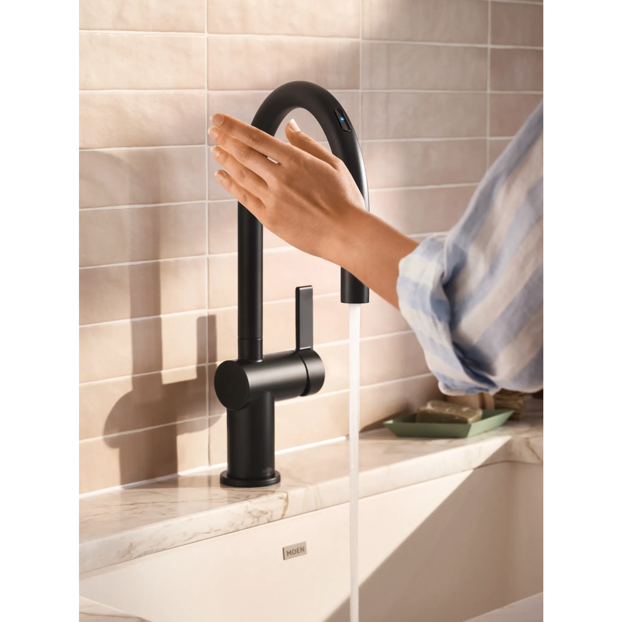 Cia Smart Pulldown Touchless Kitchen Faucet - Image 11