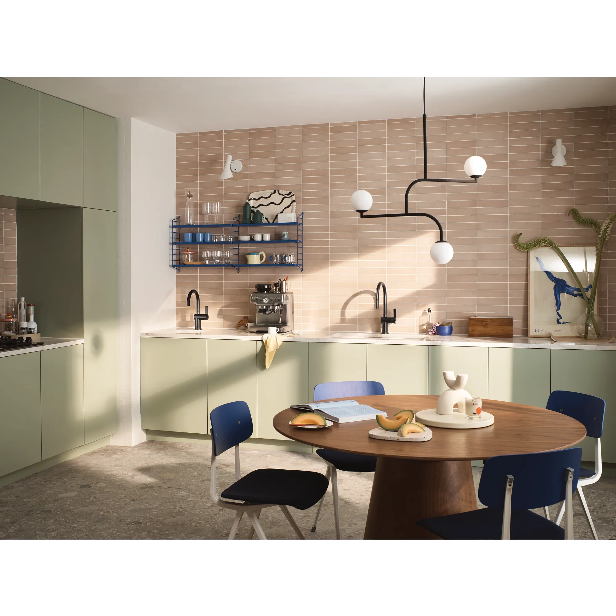 Cia MotionSense Wave One-Handle Pulldown Touchless Kitchen Faucet - Image 19