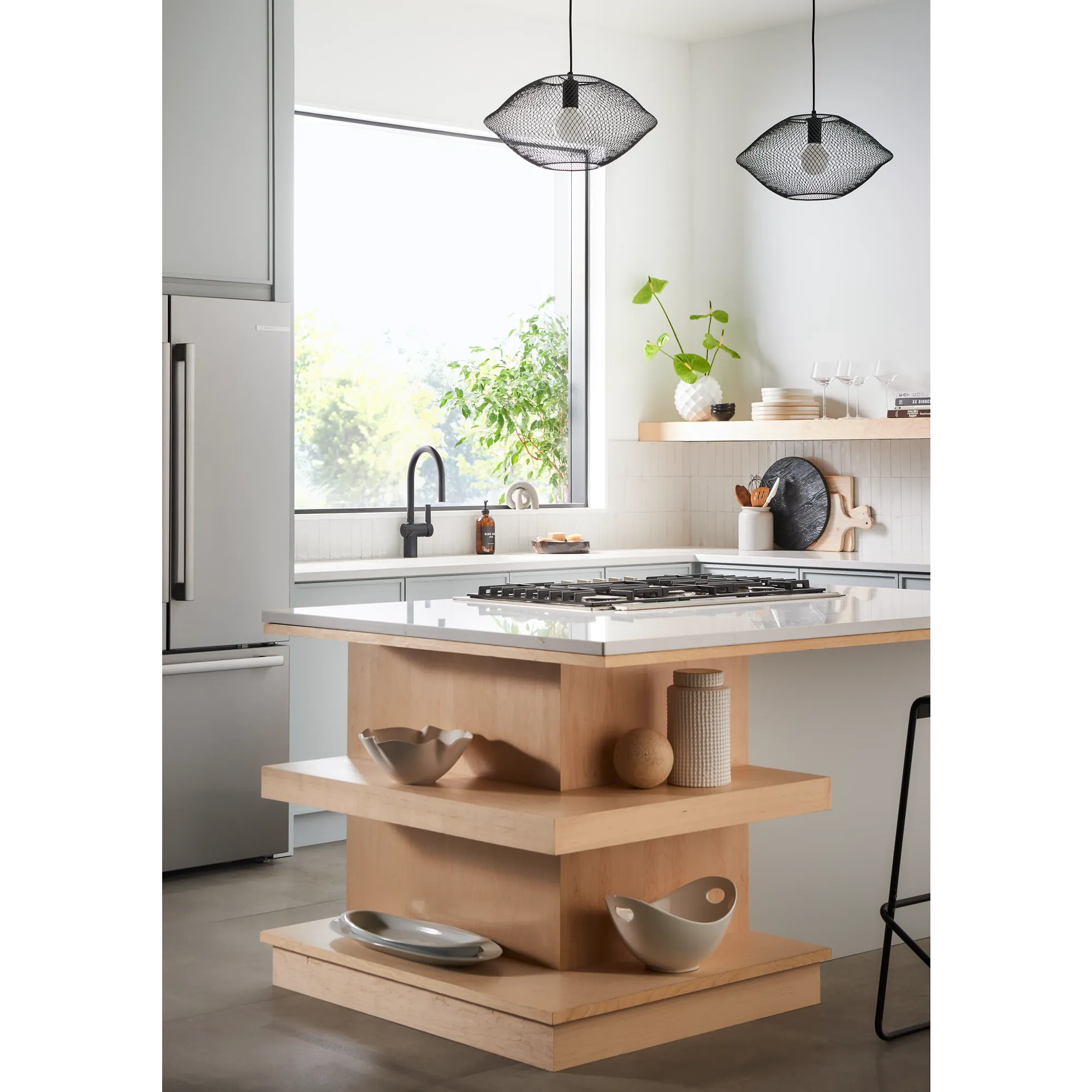 Cia MotionSense Wave One-Handle Pulldown Touchless Kitchen Faucet - Image 23