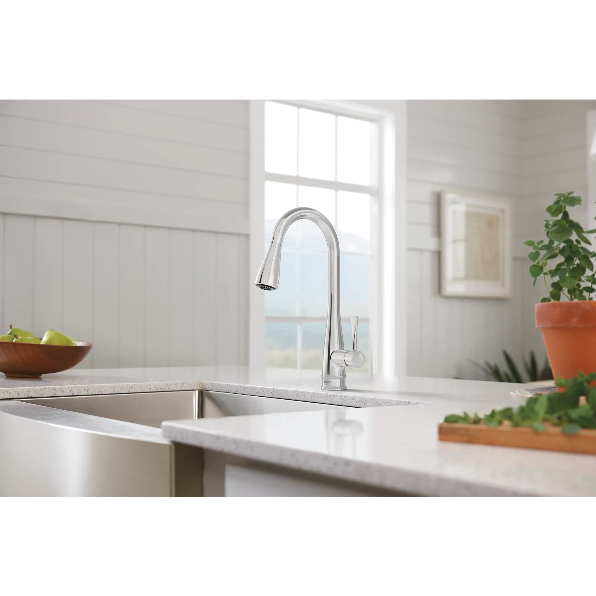 Riverwood Chrome one-handle kitchen faucet - Image 3