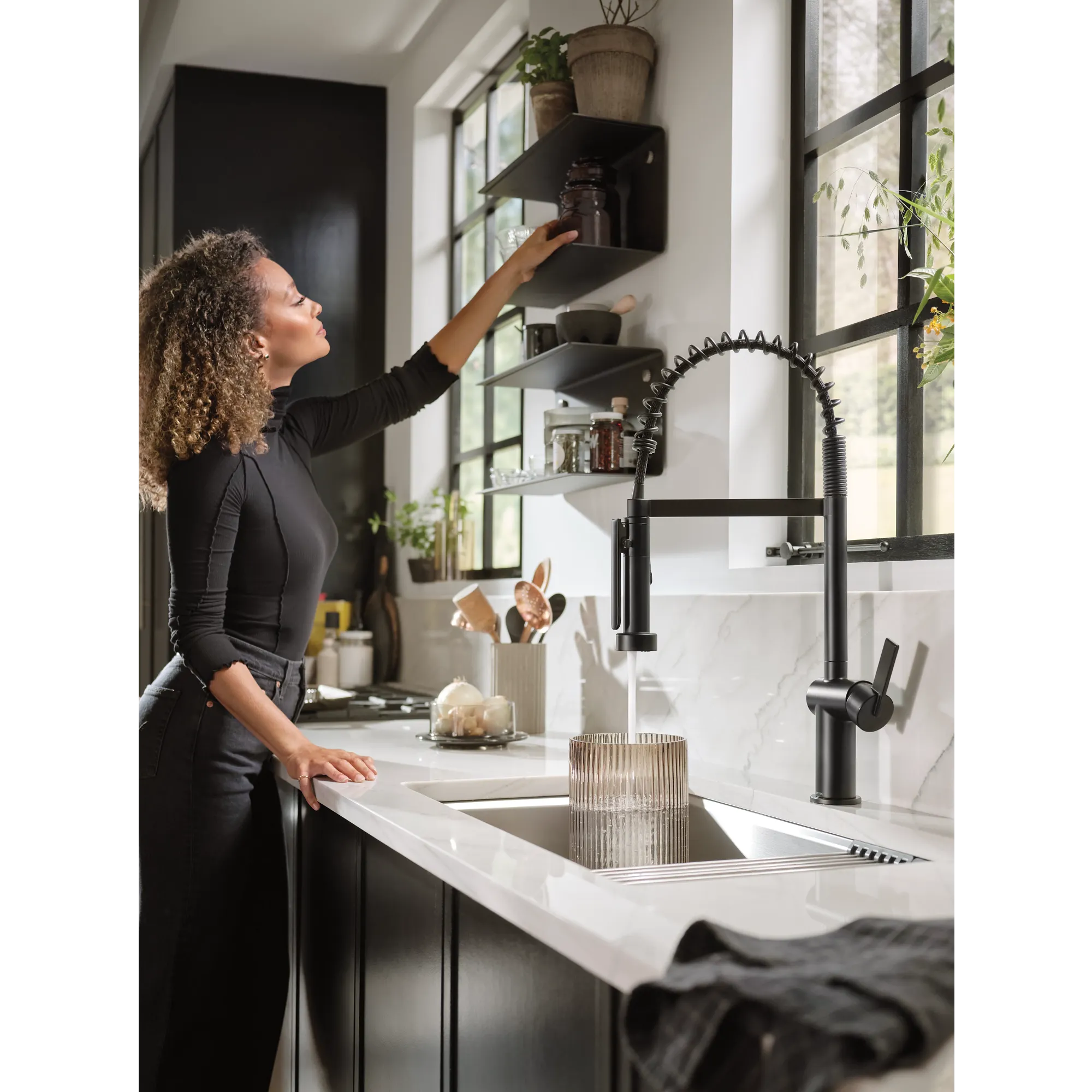 Cia One-Handle Pre-Rinse Spring Pulldown Kitchen Faucet - Image 20