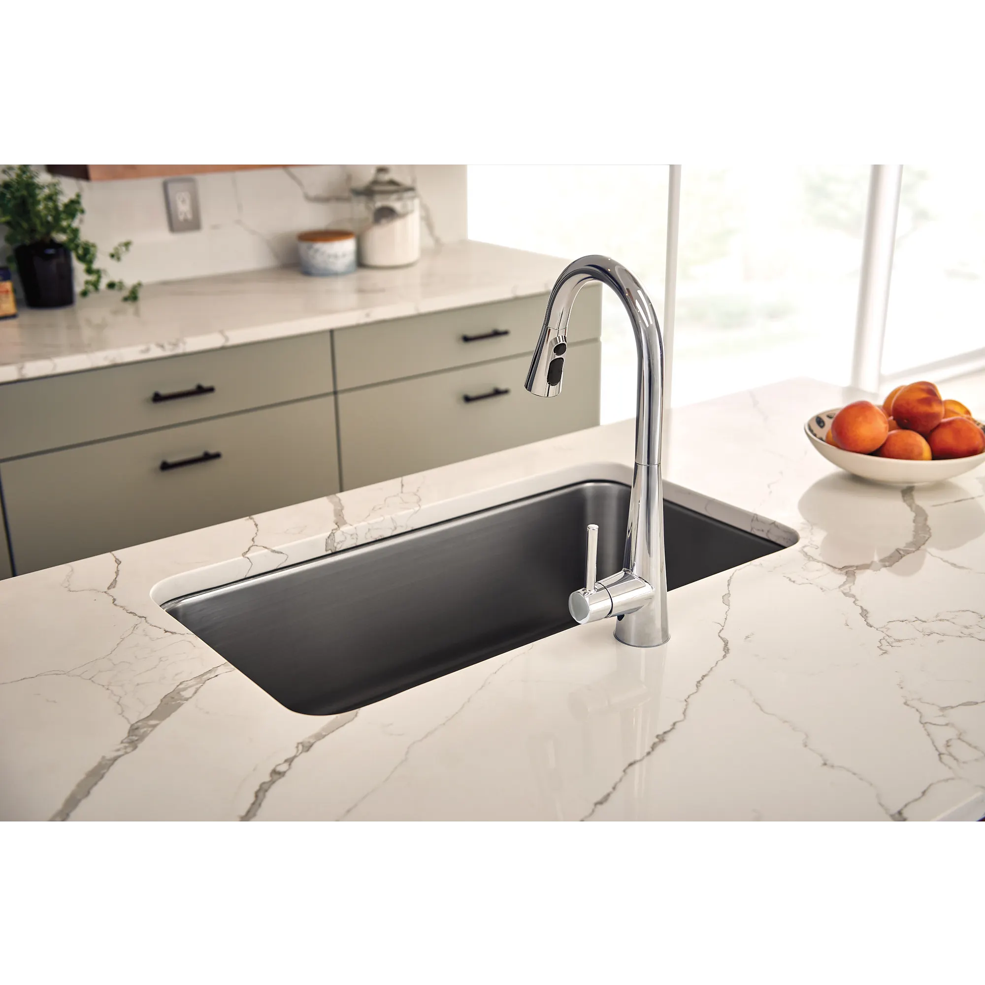 Sleek One-Handle High Arc Pulldown Kitchen Faucet - Image 6