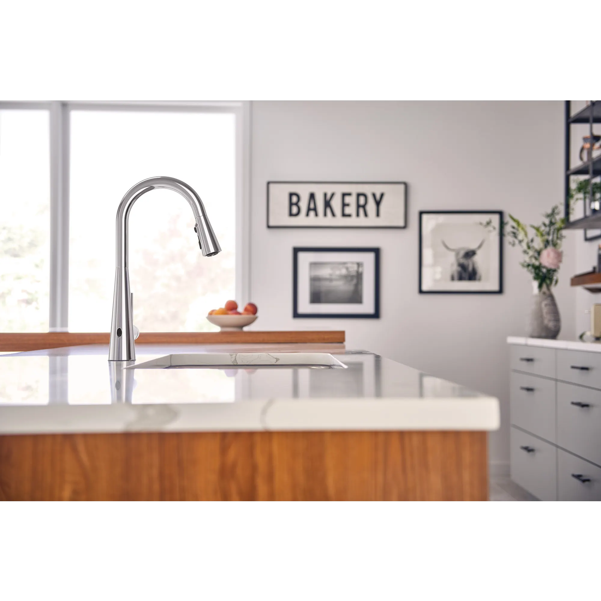 Sleek MotionSense Wave One-Handle Pulldown Touchless Kitchen Faucet - Image 3