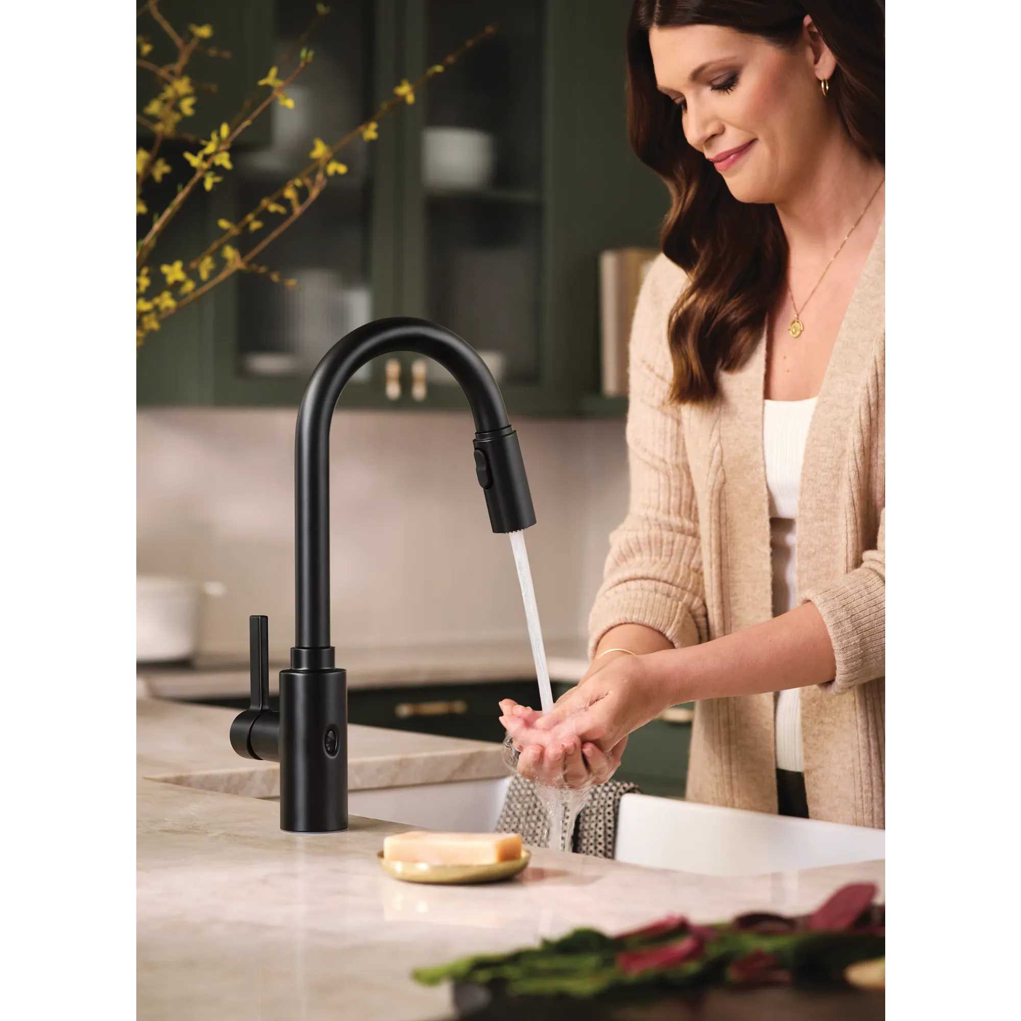 Genta LX MotionSense Wave One-Handle Pulldown Touchless Kitchen Faucet - Image 32