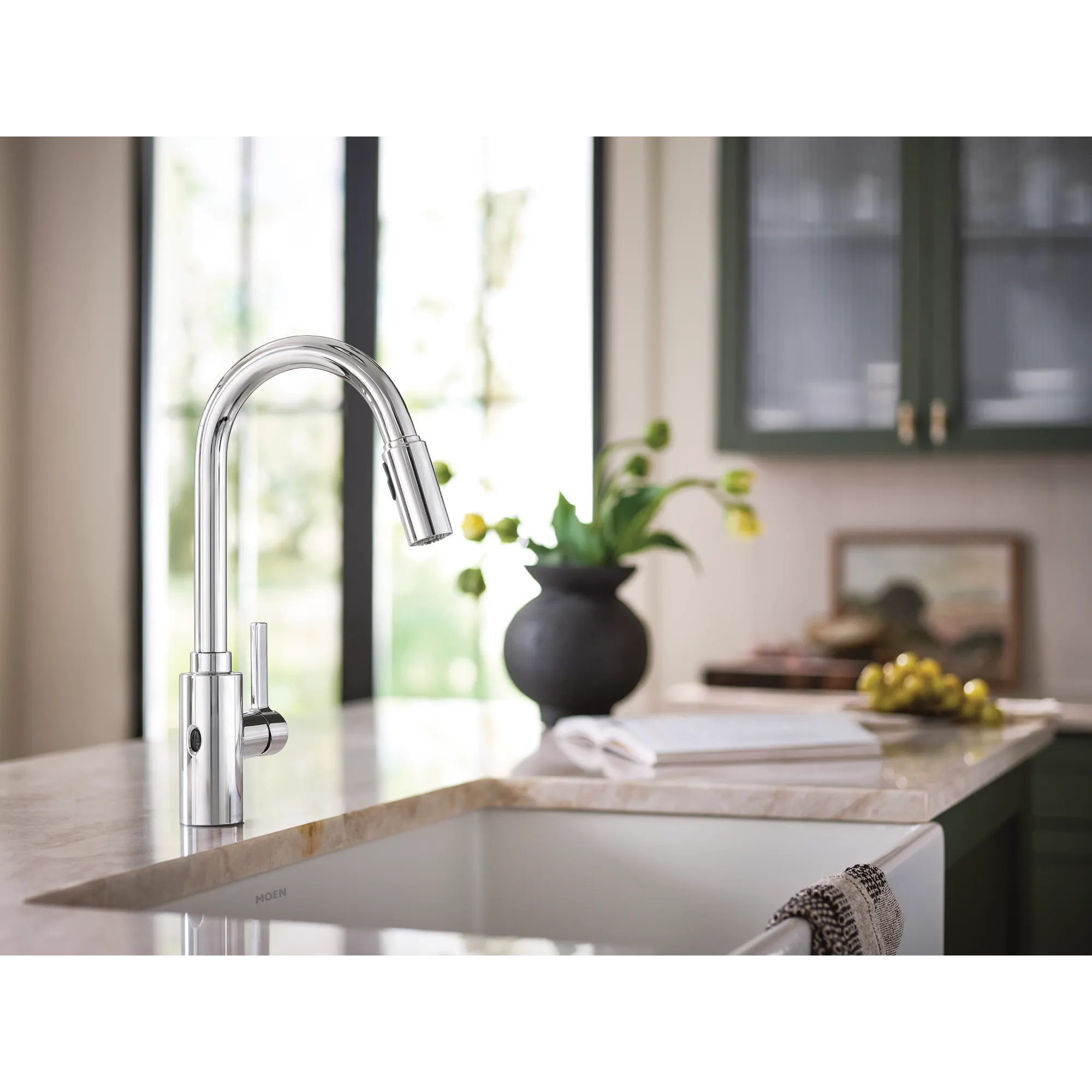 Genta LX MotionSense Wave One-Handle Pulldown Touchless Kitchen Faucet - Image 4