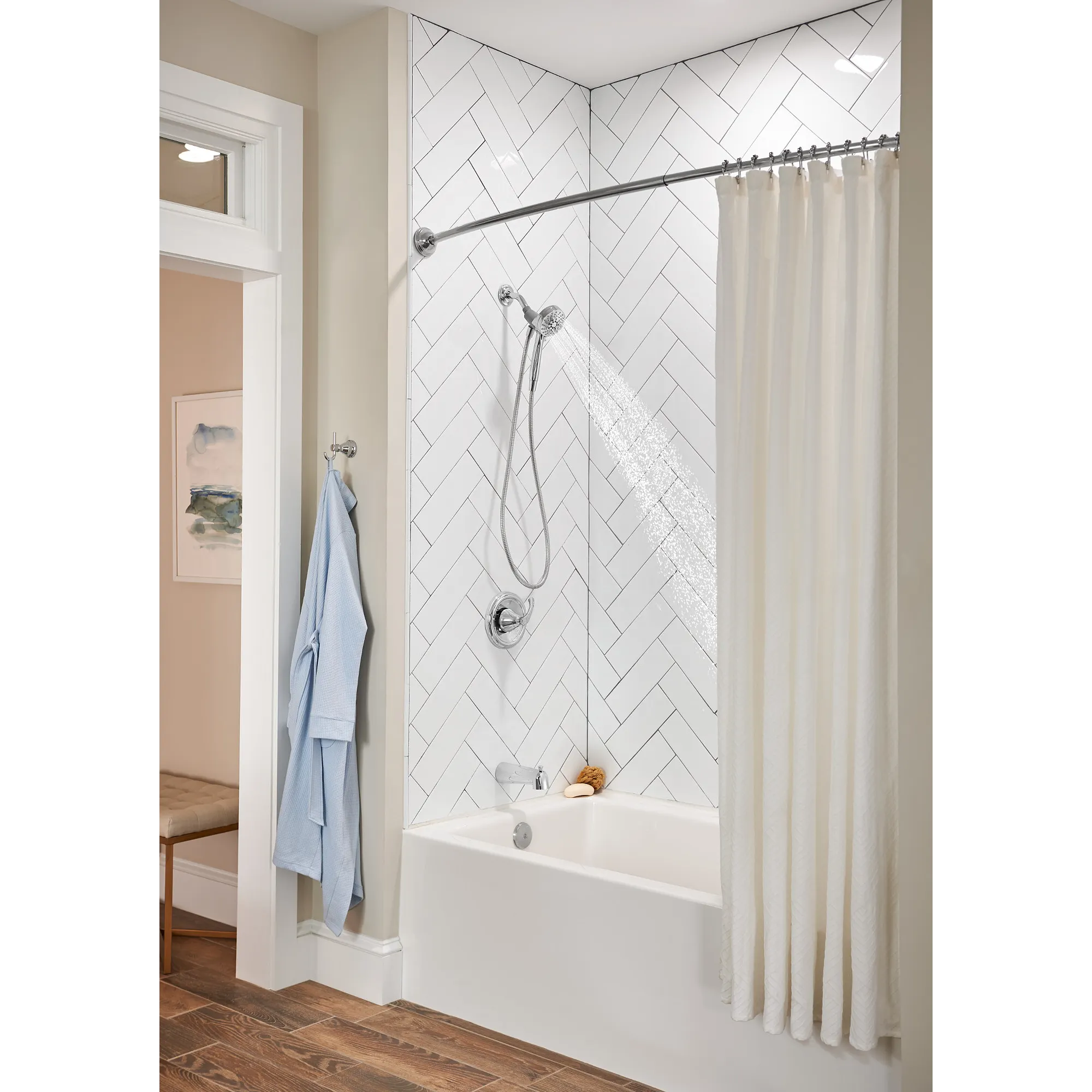 Tiffin Posi-Temp Tub/Shower - Image 9