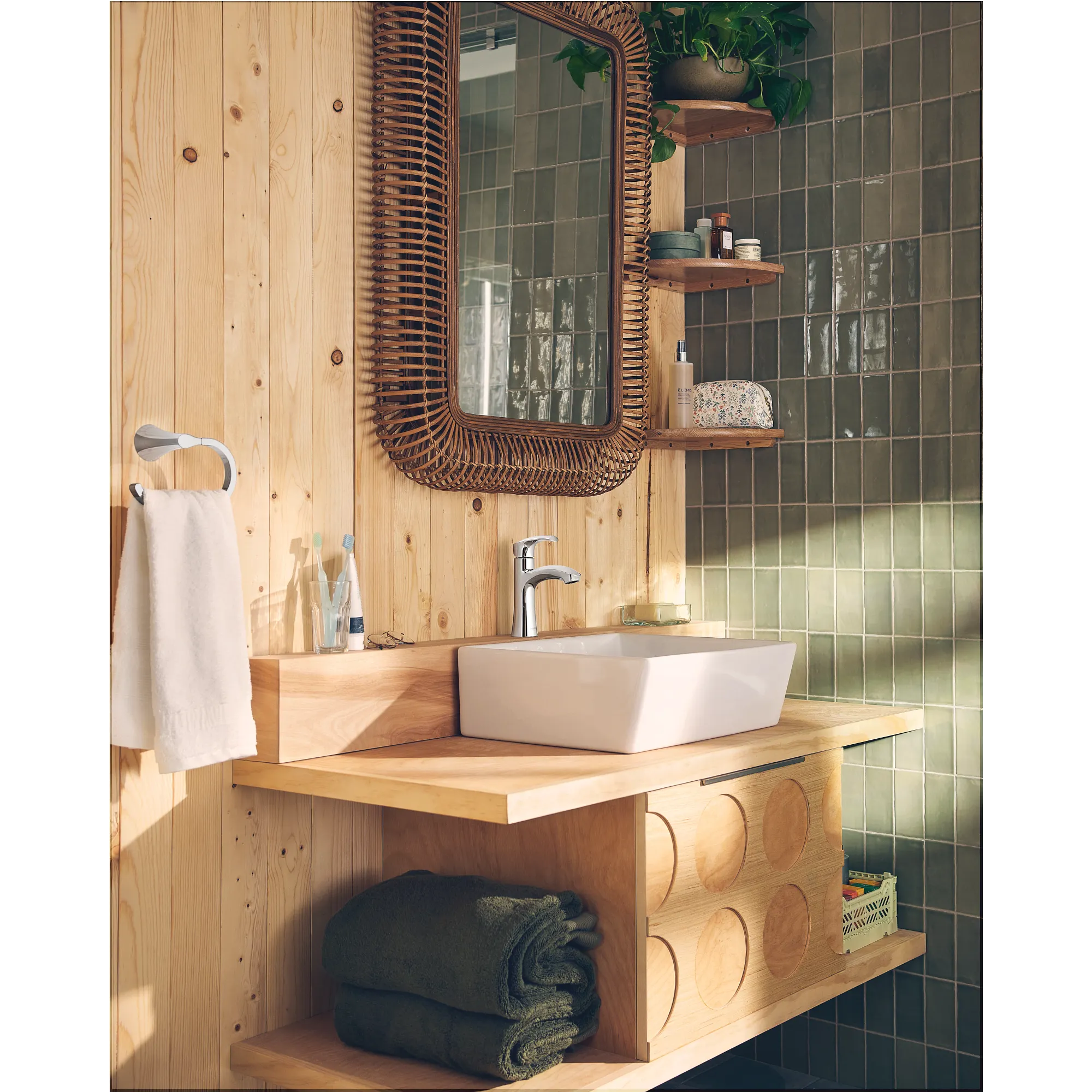 Graeden One-handle Bathroom Sink Faucet - Image 4
