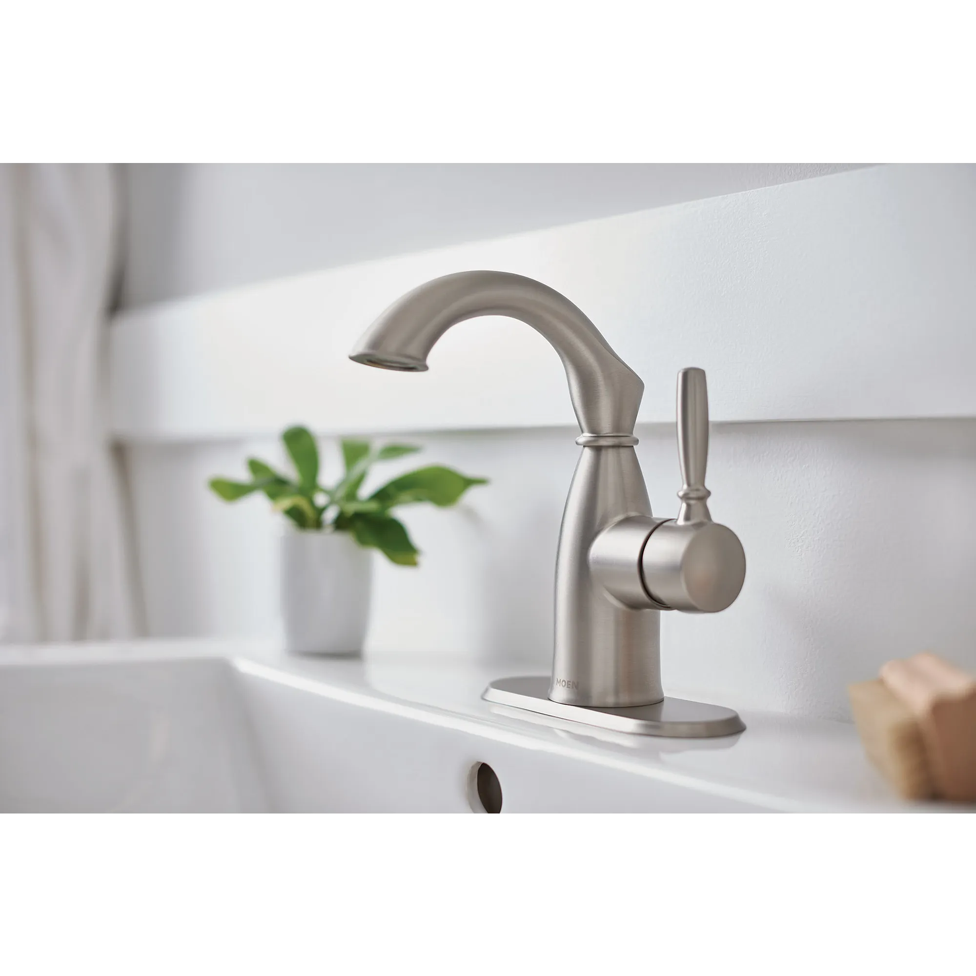 Sarona One-handle Bathroom Sink Faucet - Image 26