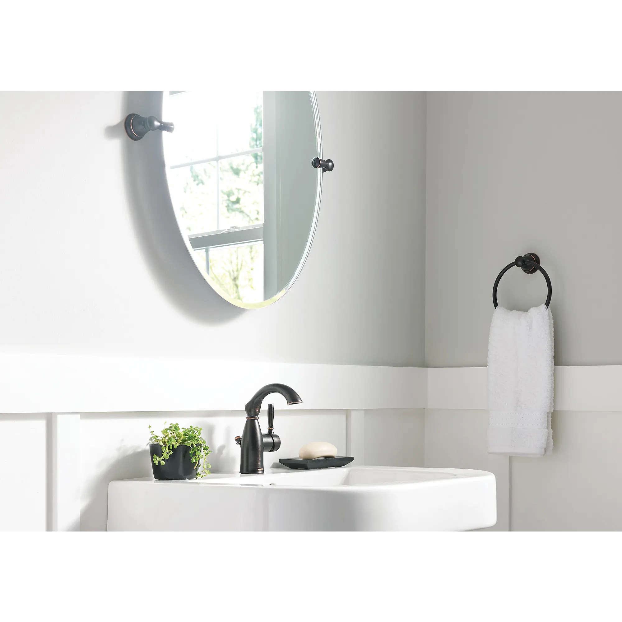 Sarona One-handle Bathroom Sink Faucet - Image 6