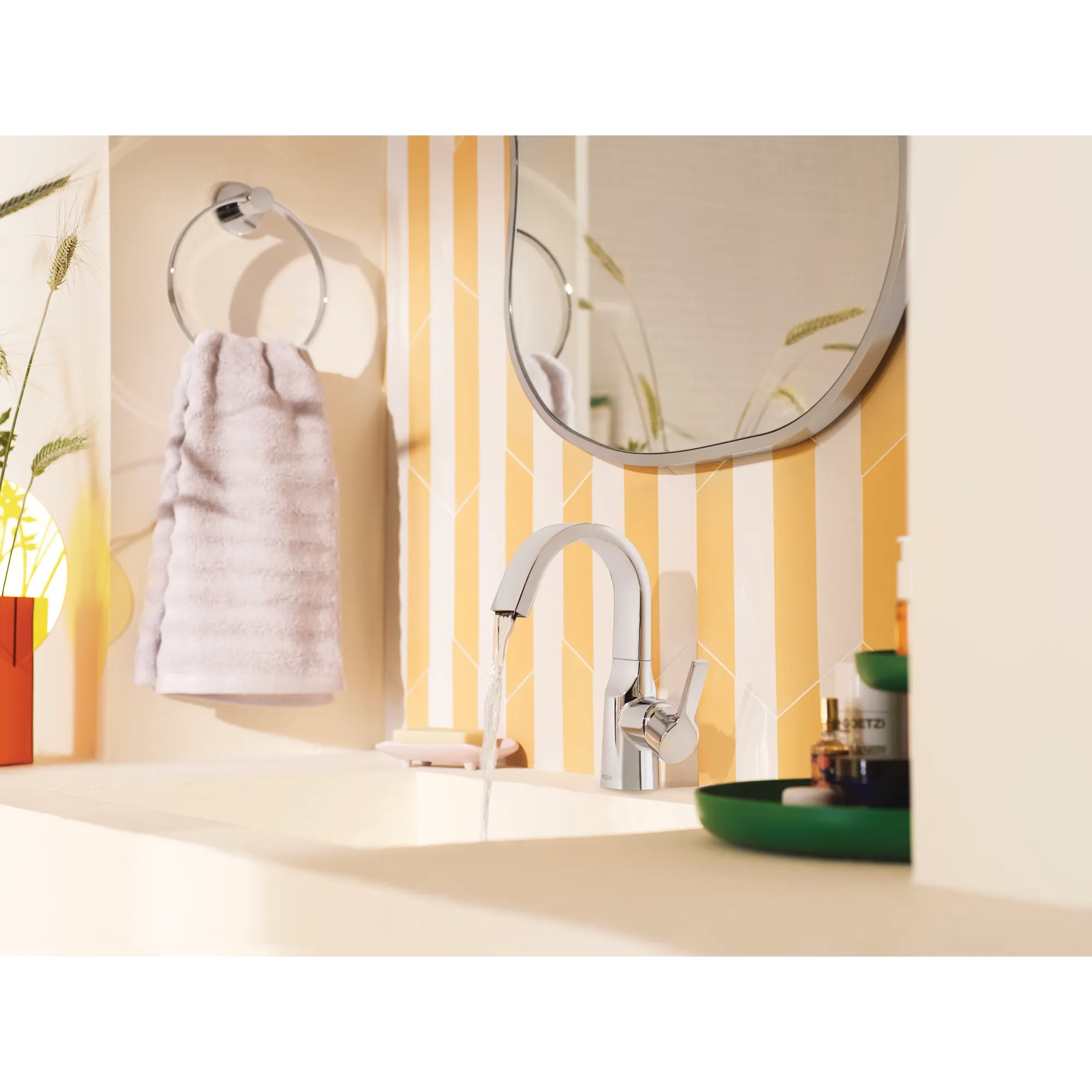 Avri One-handle Bathroom Sink Faucet - Image 4