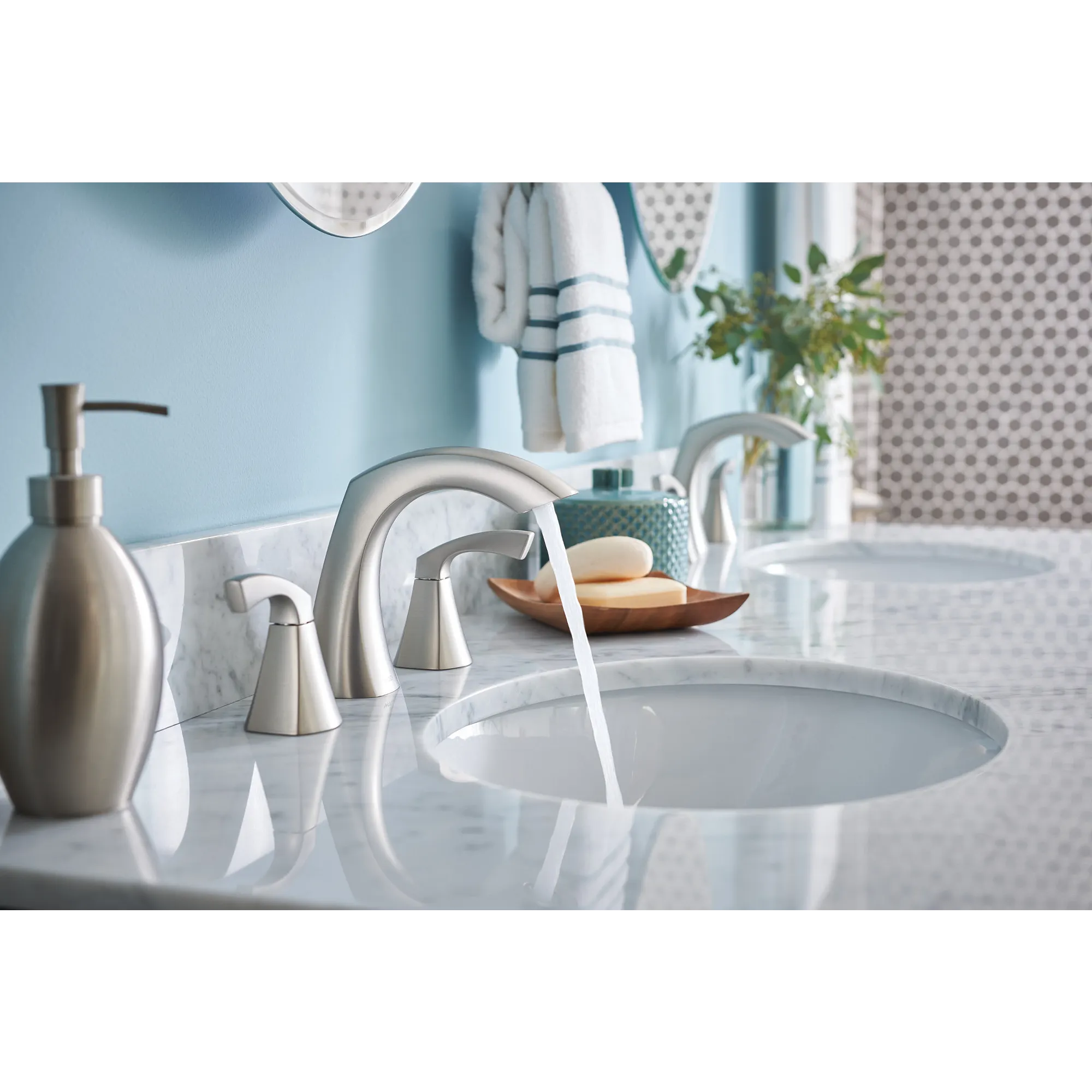Lindor Two-Handle Widespread Bathroom Sink Faucet - Image 12