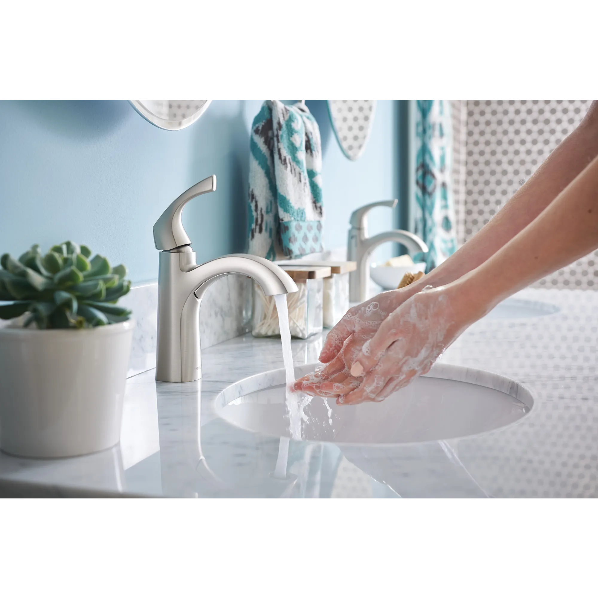 Lindor One-handle Bathroom Sink Faucet - Image 16