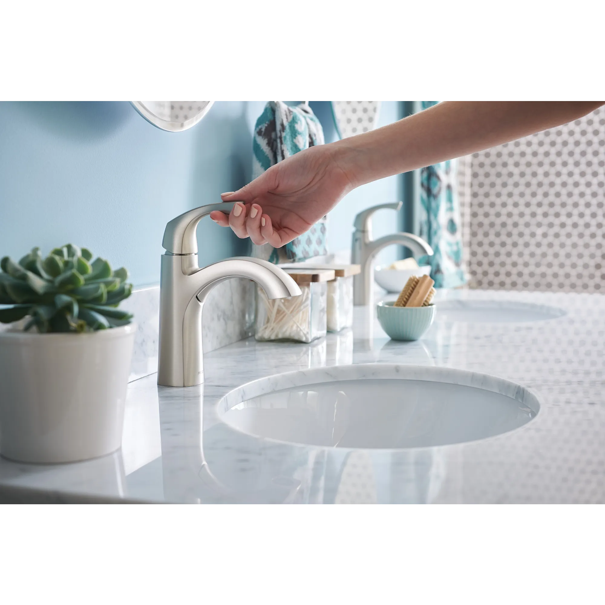 Lindor One-handle Bathroom Sink Faucet - Image 18