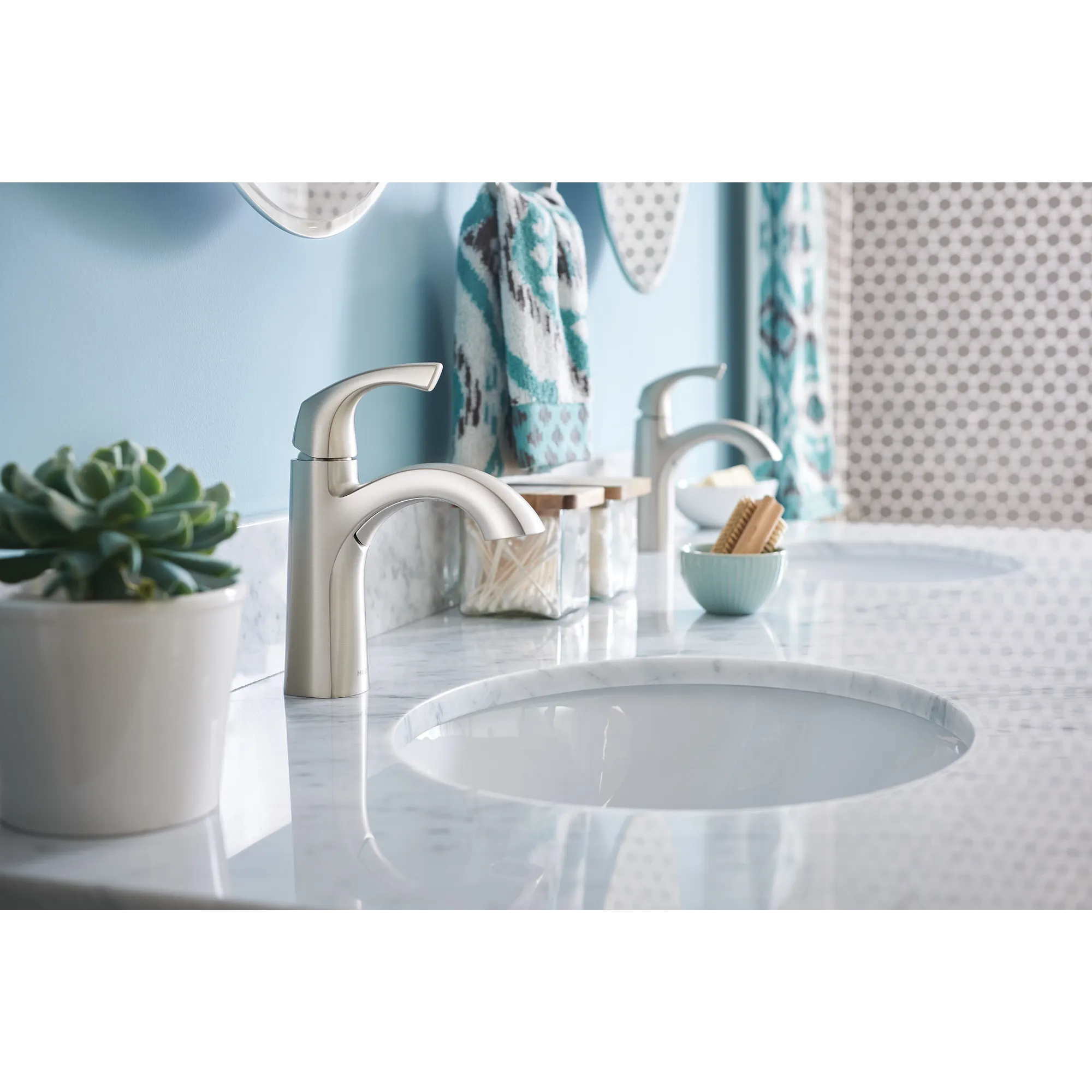 Lindor One-handle Bathroom Sink Faucet - Image 19