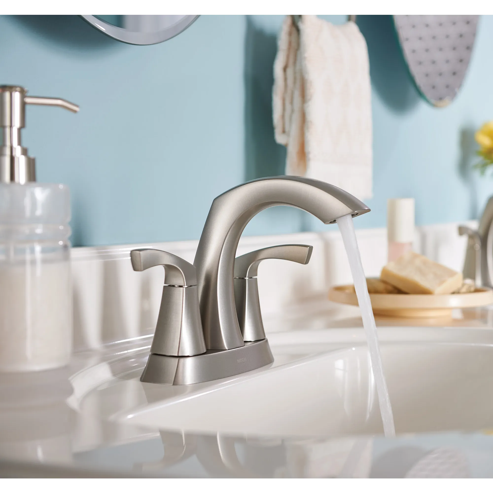 Lindor Two-handle Centerset Bathroom Sink Faucet - Image 16