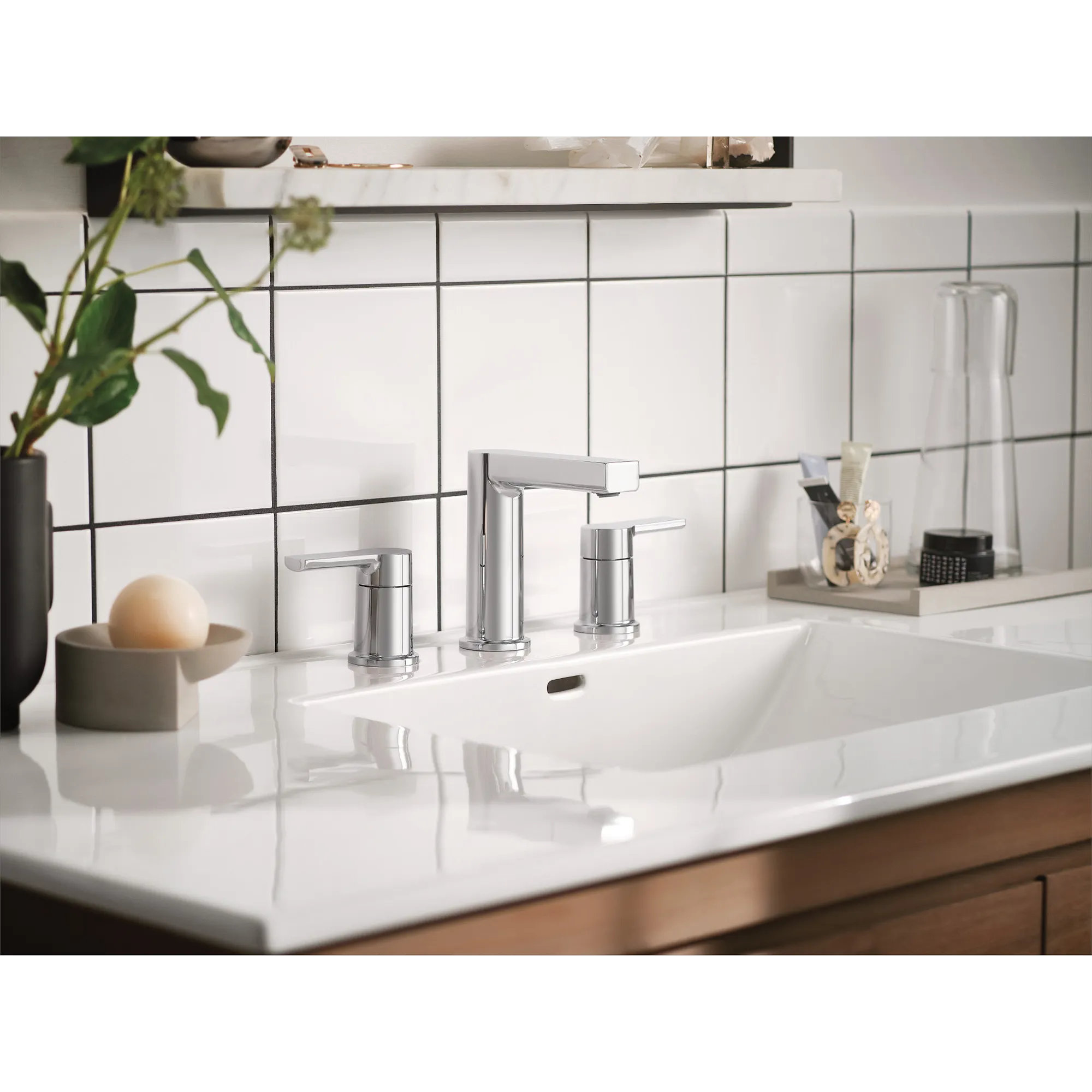 Rinza Two-Handle Widespread Bathroom Sink Faucet - Image 4