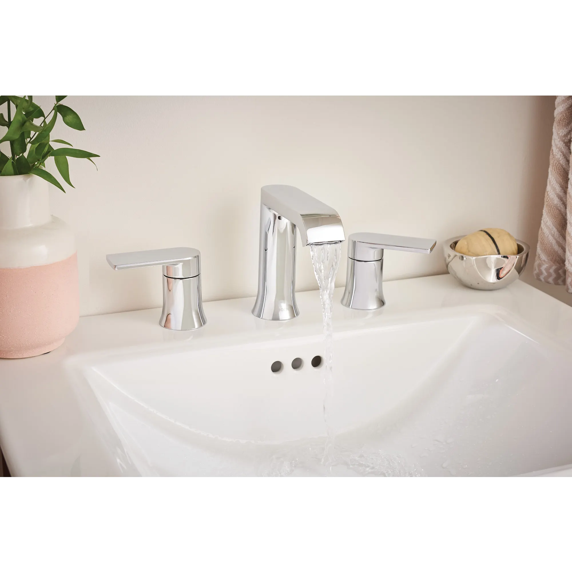 Genta Chrome Two-Handle Bathroom Faucet - Image 6