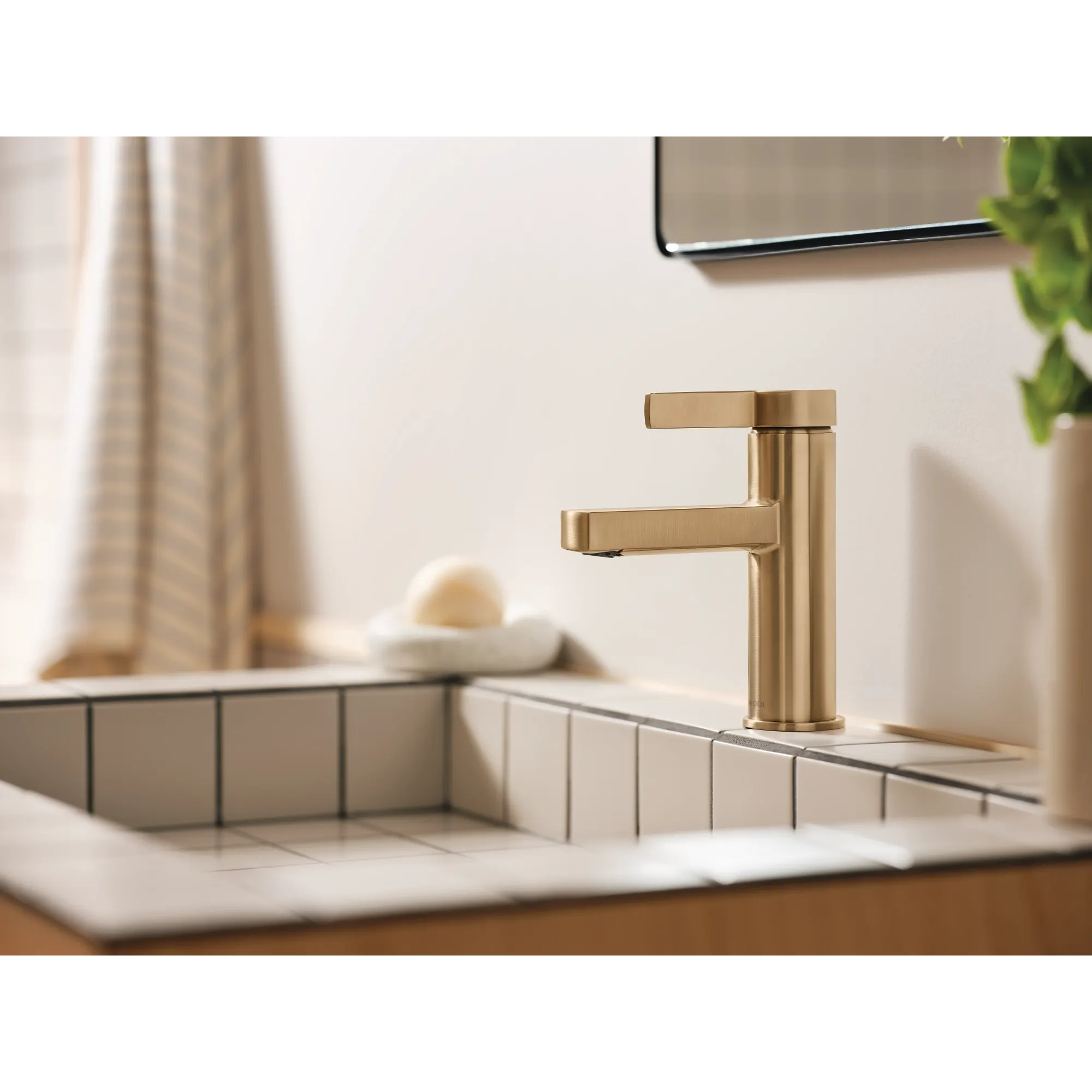 Beric One-handle Bathroom Sink Faucet - Image 34