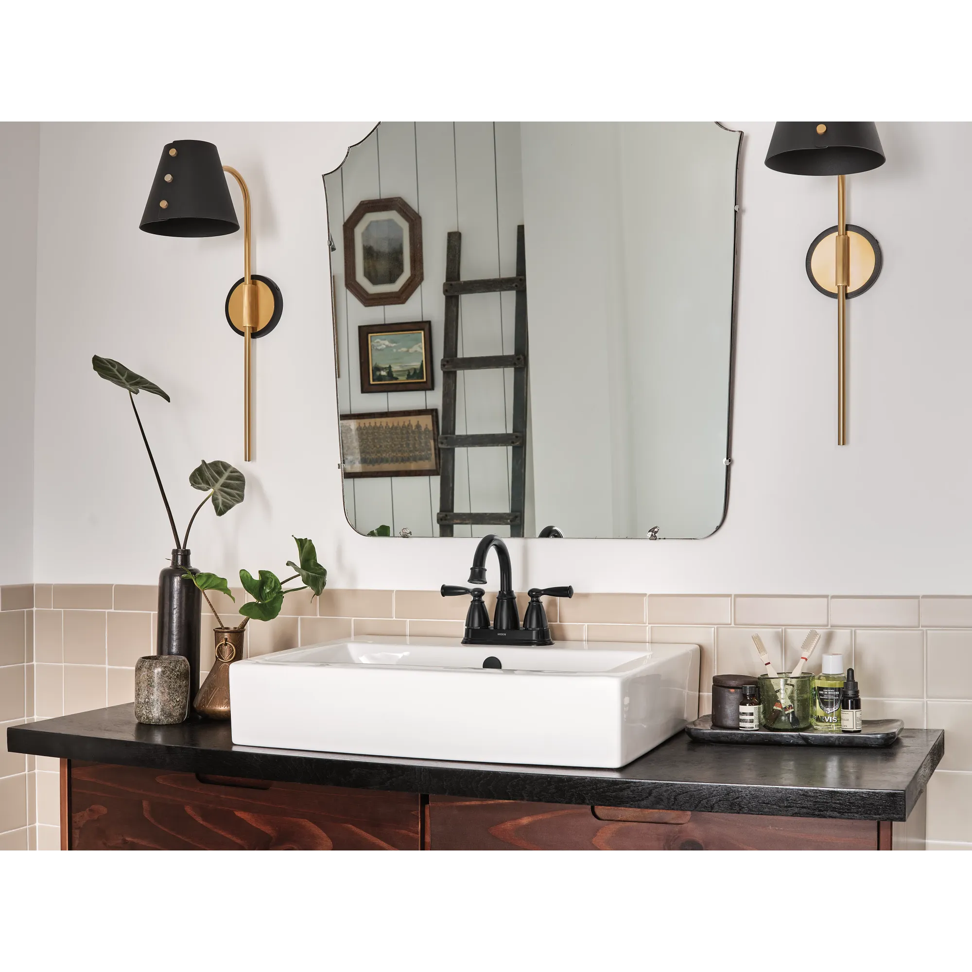 Banbury Two-handle Centerset Bathroom Sink Faucet - Image 10