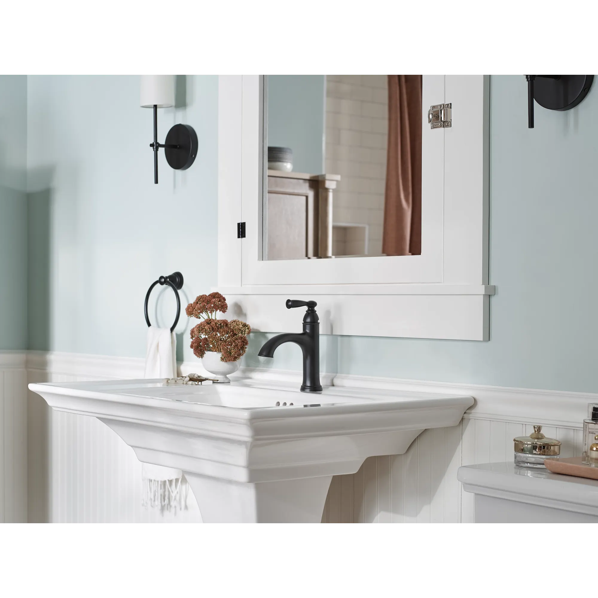 Banbury One-handle Bathroom Sink Faucet - Image 7