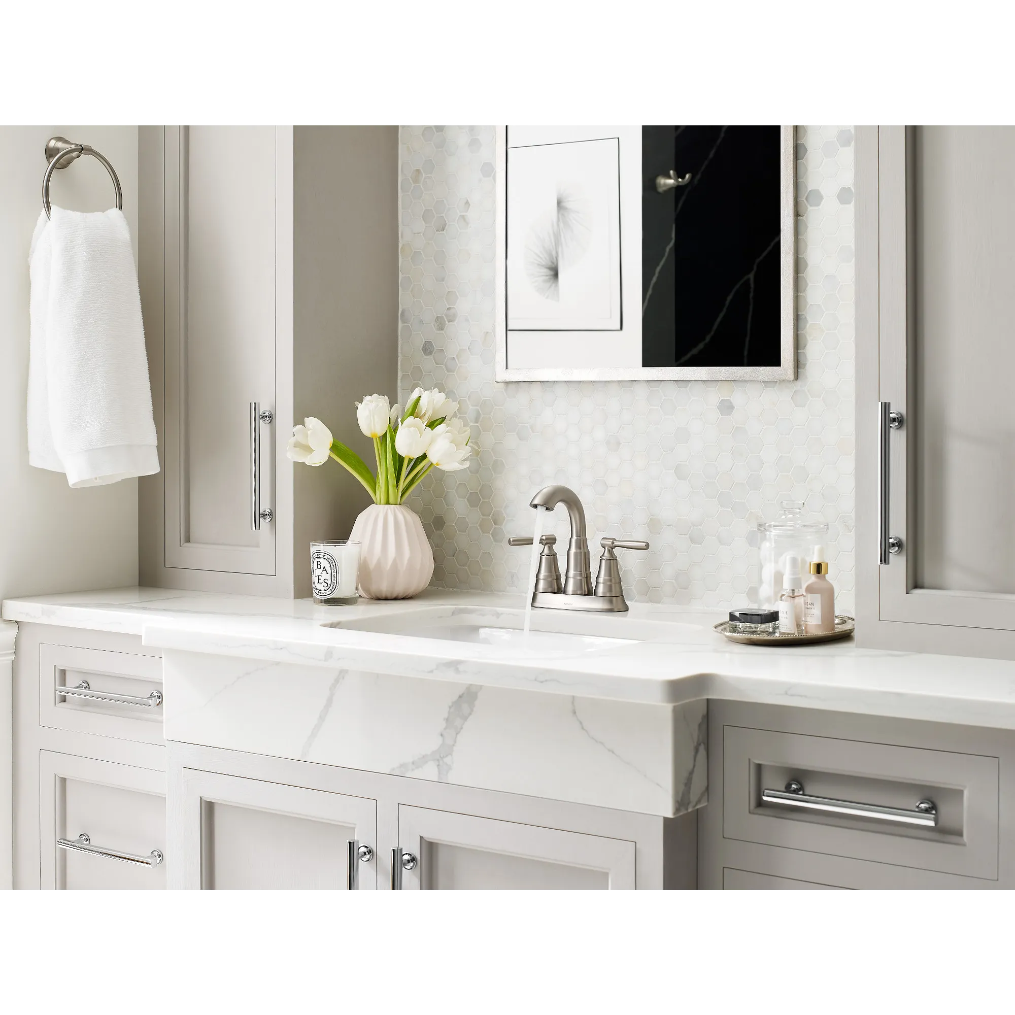 Halle Two-handle Centerset Bathroom Sink Faucet - Image 3