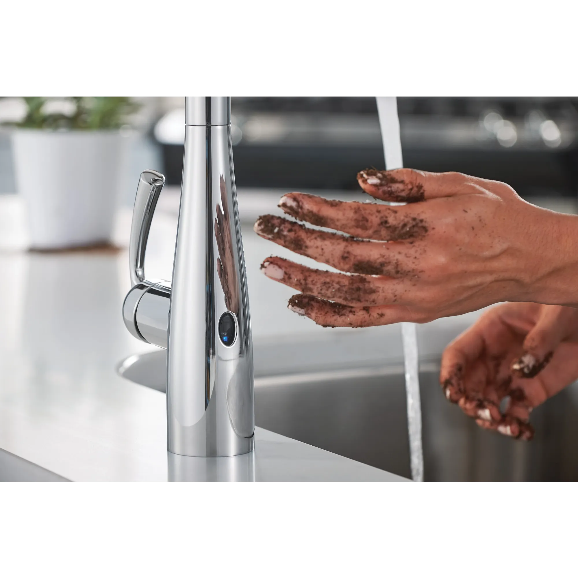 Essie MotionSense Wave One-Handle Pulldown Touchless Kitchen Faucet - Image 13