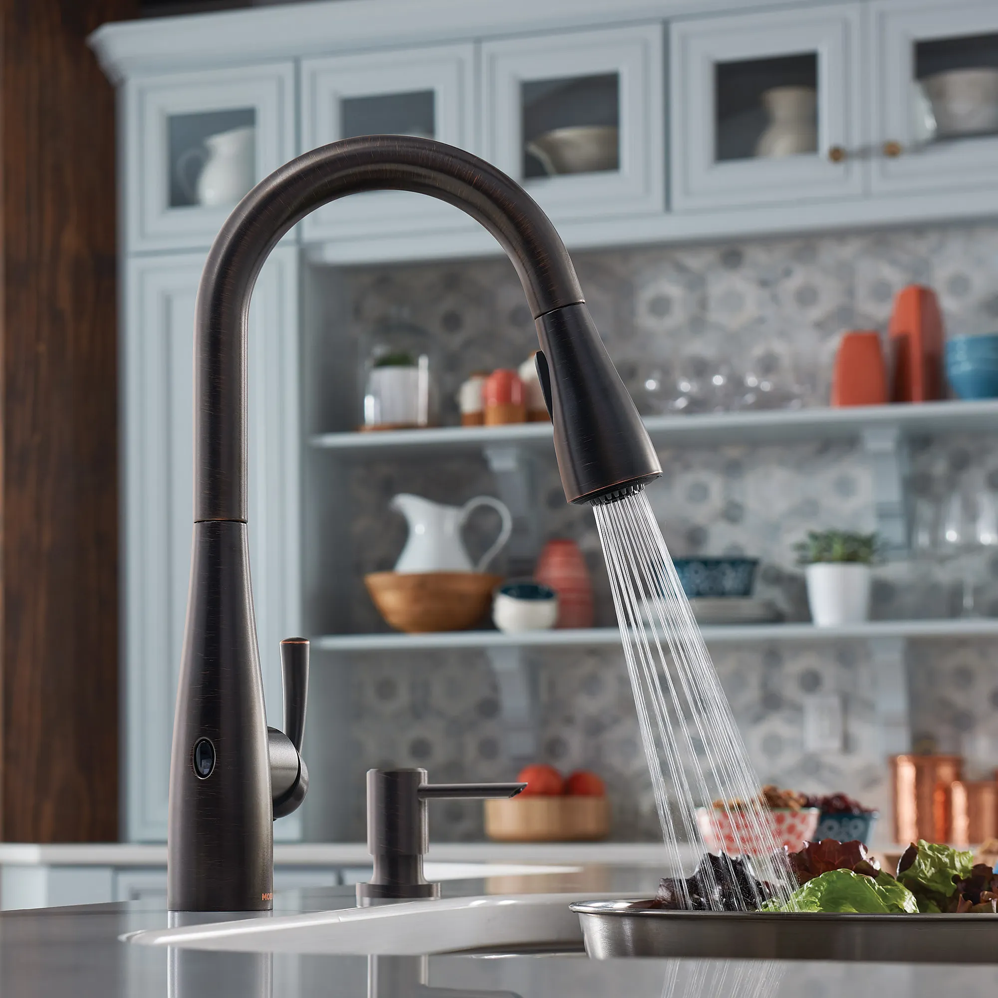 Essie MotionSense Wave One-Handle Pulldown Touchless Kitchen Faucet - Image 24