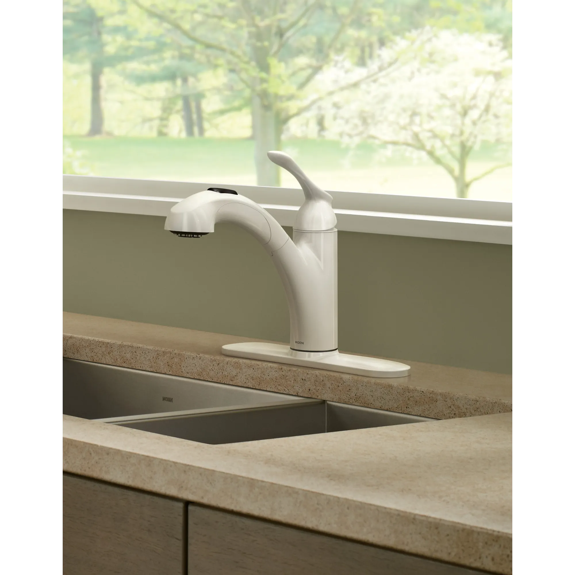 Banbury One-Handle Pullout Kitchen Faucet - Image 10
