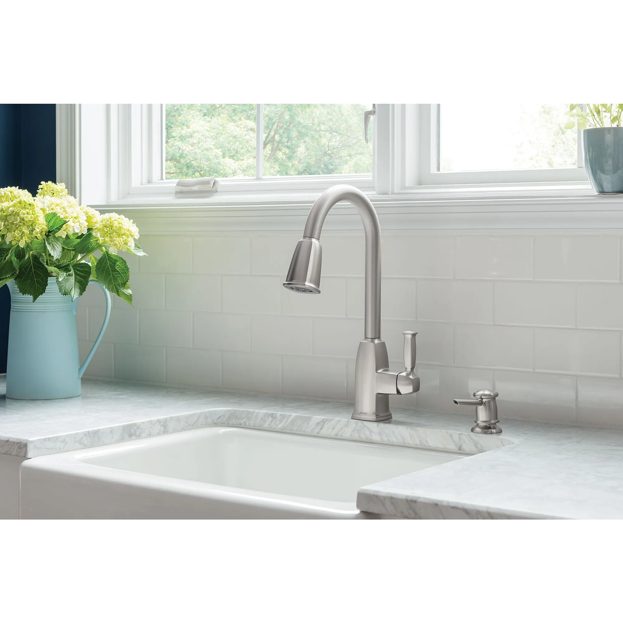 Wellsley One-handle High Arc Pulldown Kitchen Faucet - Image 12