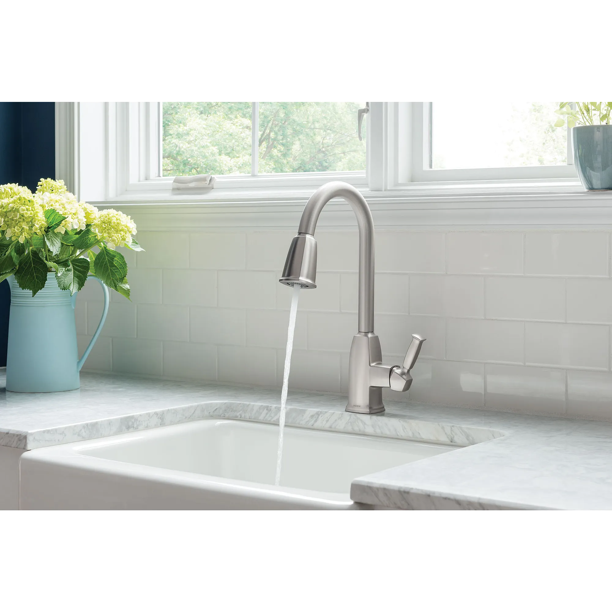 Wellsley One-handle High Arc Pulldown Kitchen Faucet - Image 15