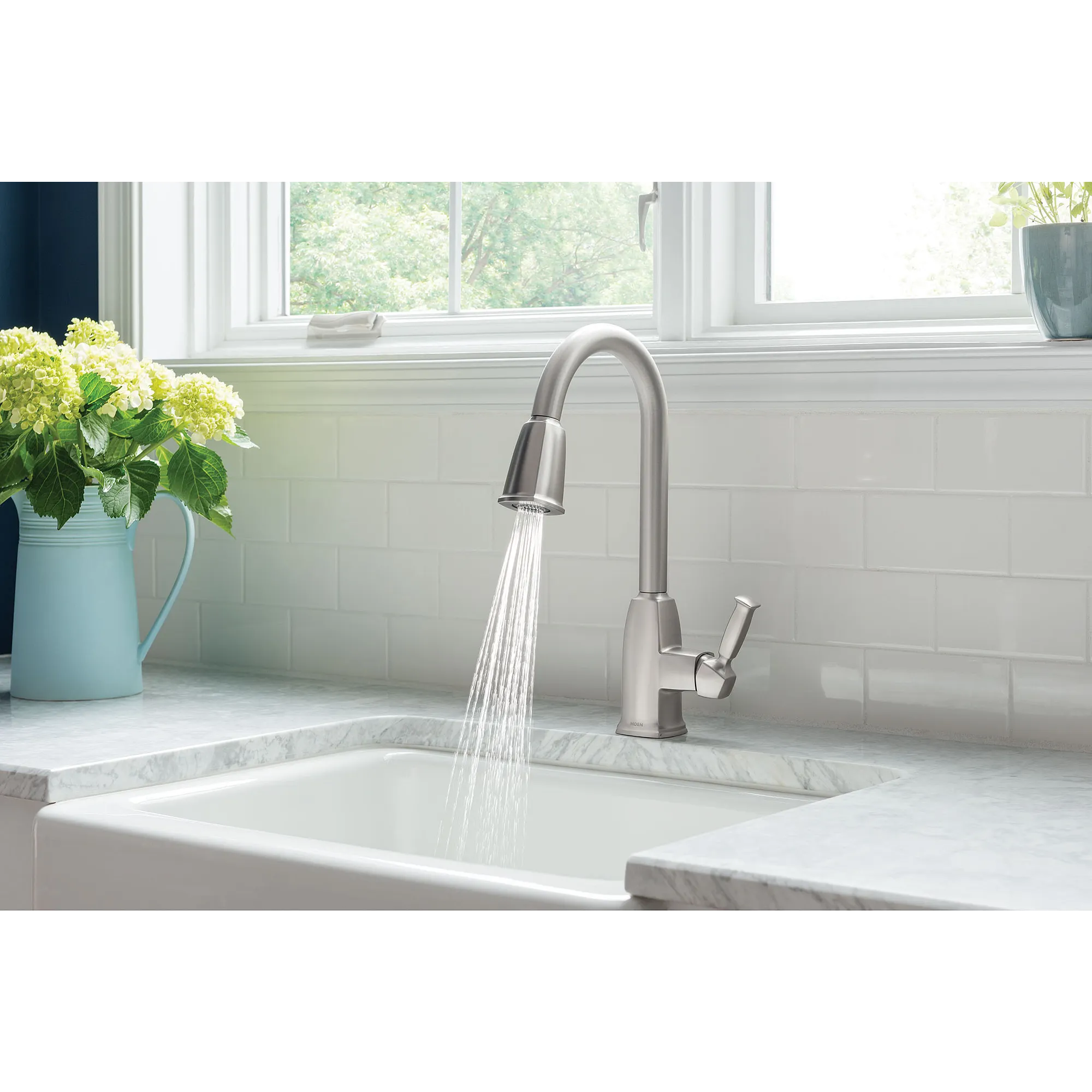 Wellsley One-handle High Arc Pulldown Kitchen Faucet - Image 16