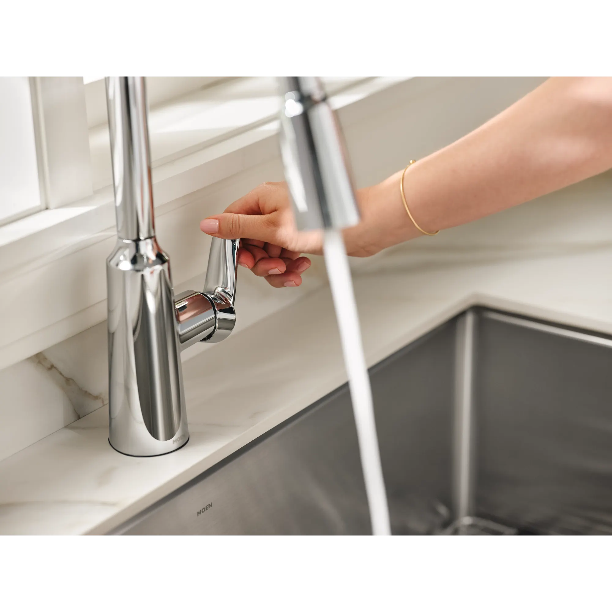 Edwyn One-Handle High Arc Pulldown Kitchen Faucet - Image 7