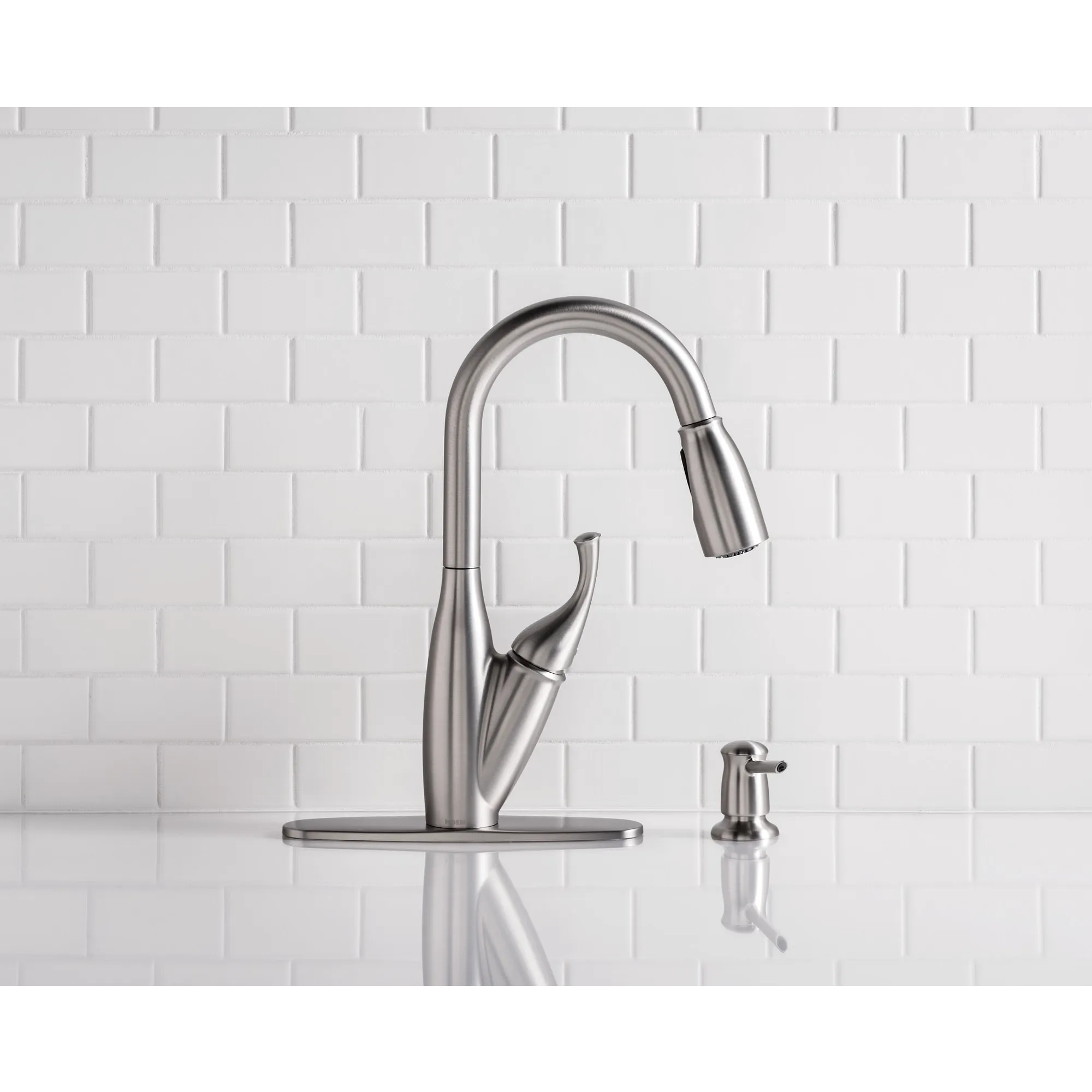 Mediterranean bronze one-handle high arc pulldown kitchen faucet - Image 12