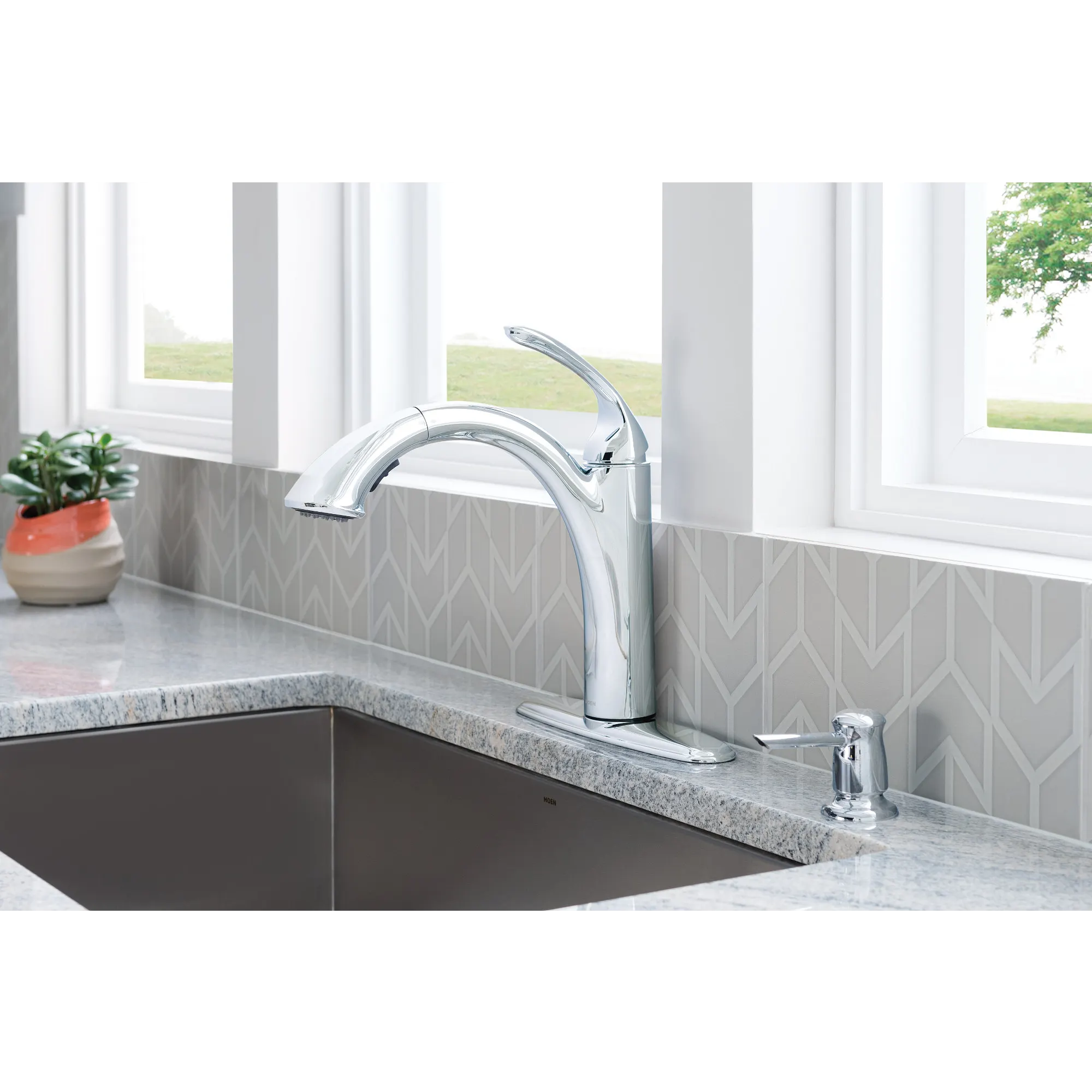 Kinzel Chrome one-handle low arc pullout kitchen faucet - Image 8