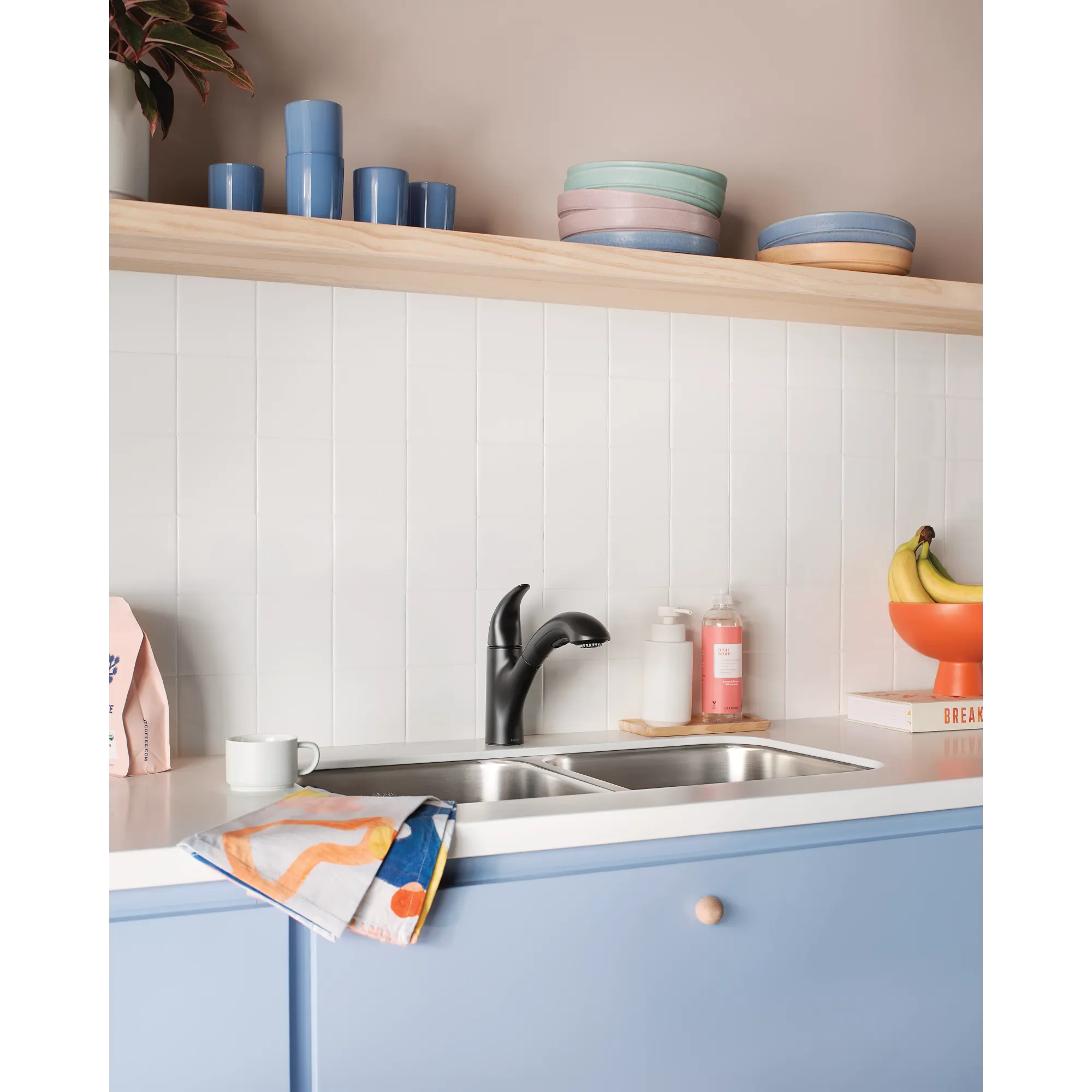 Medina One-Handle Pullout Kitchen Faucet - Image 23