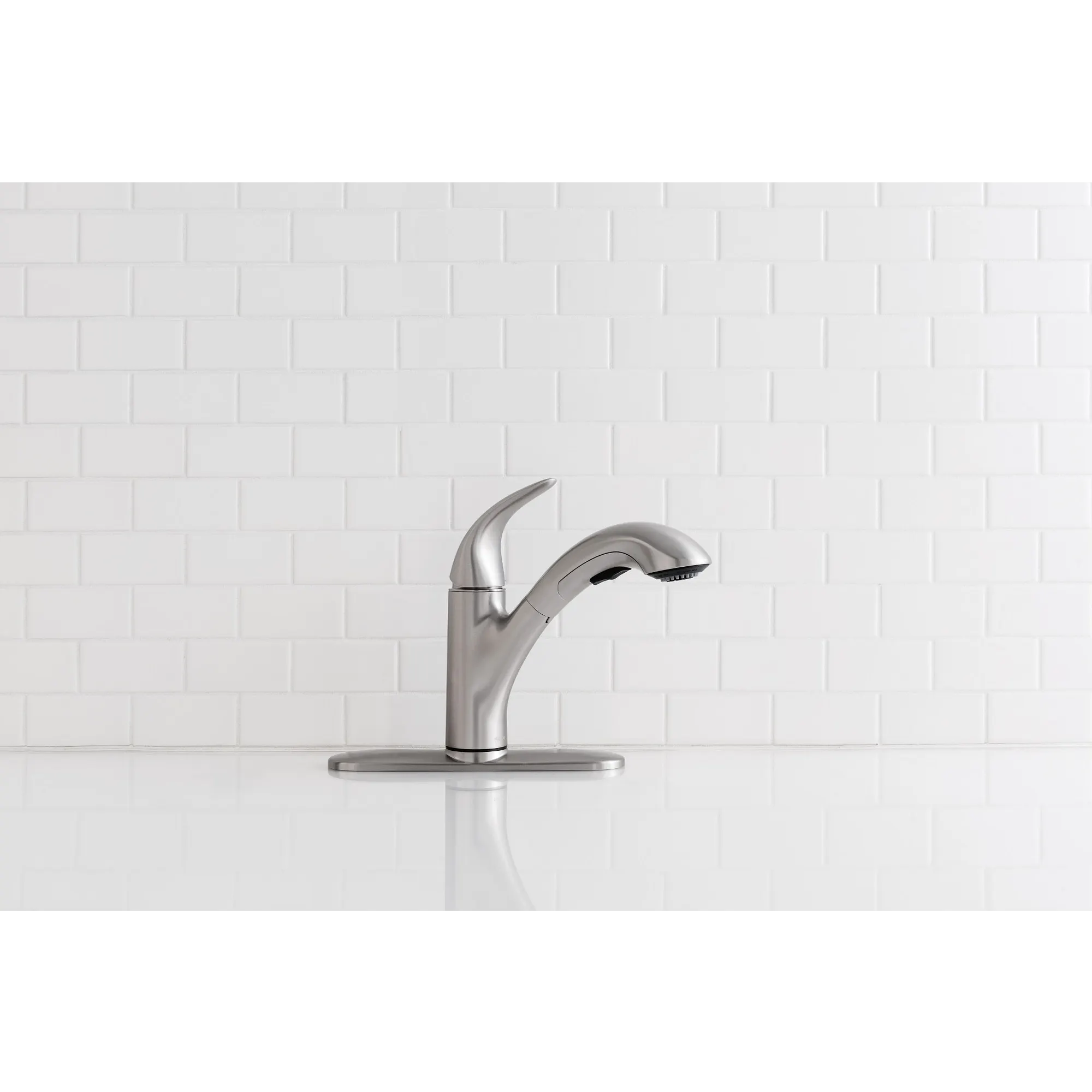 Medina One-Handle Pullout Kitchen Faucet - Image 7